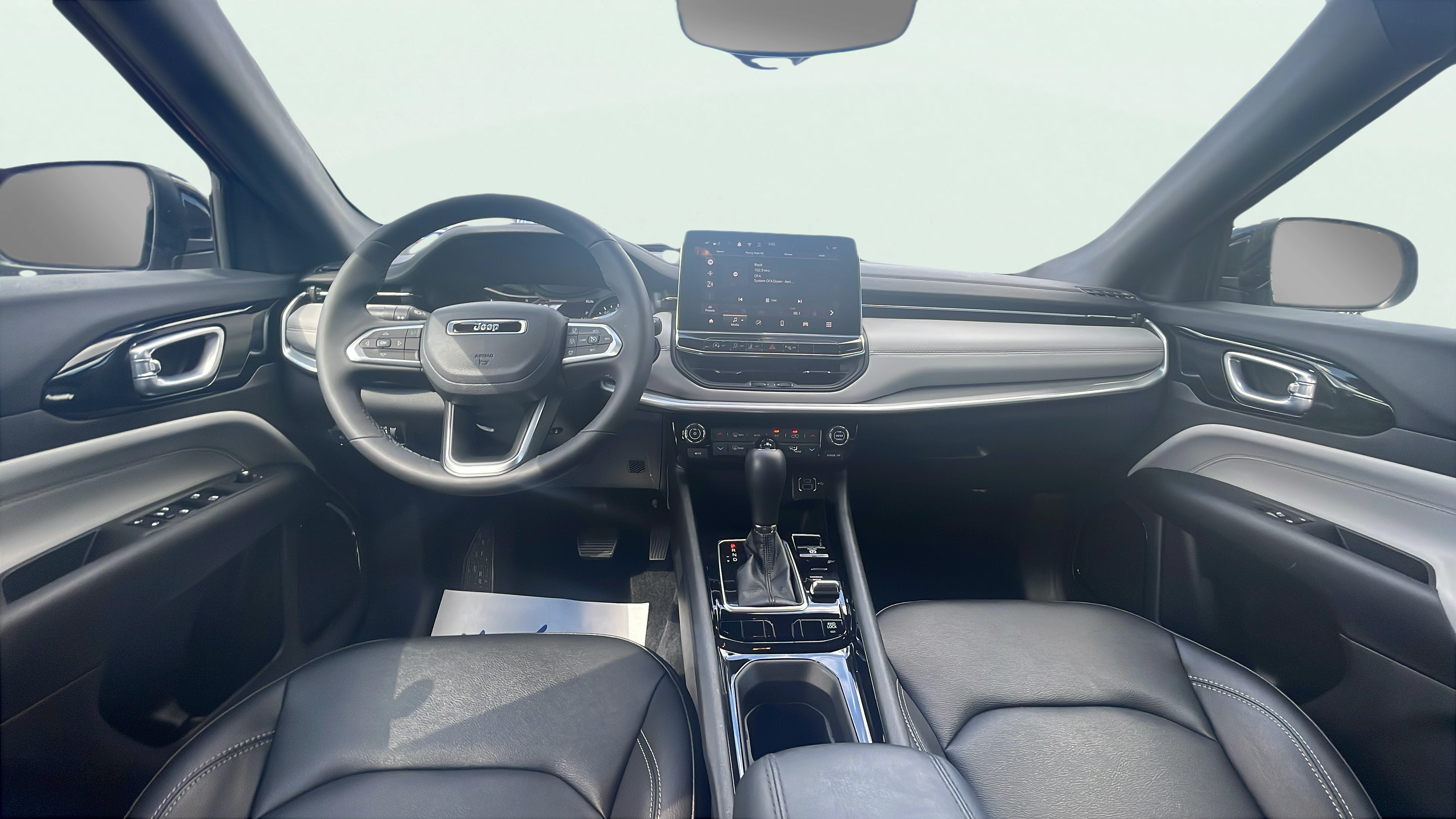 Vehicle interior 360 preview