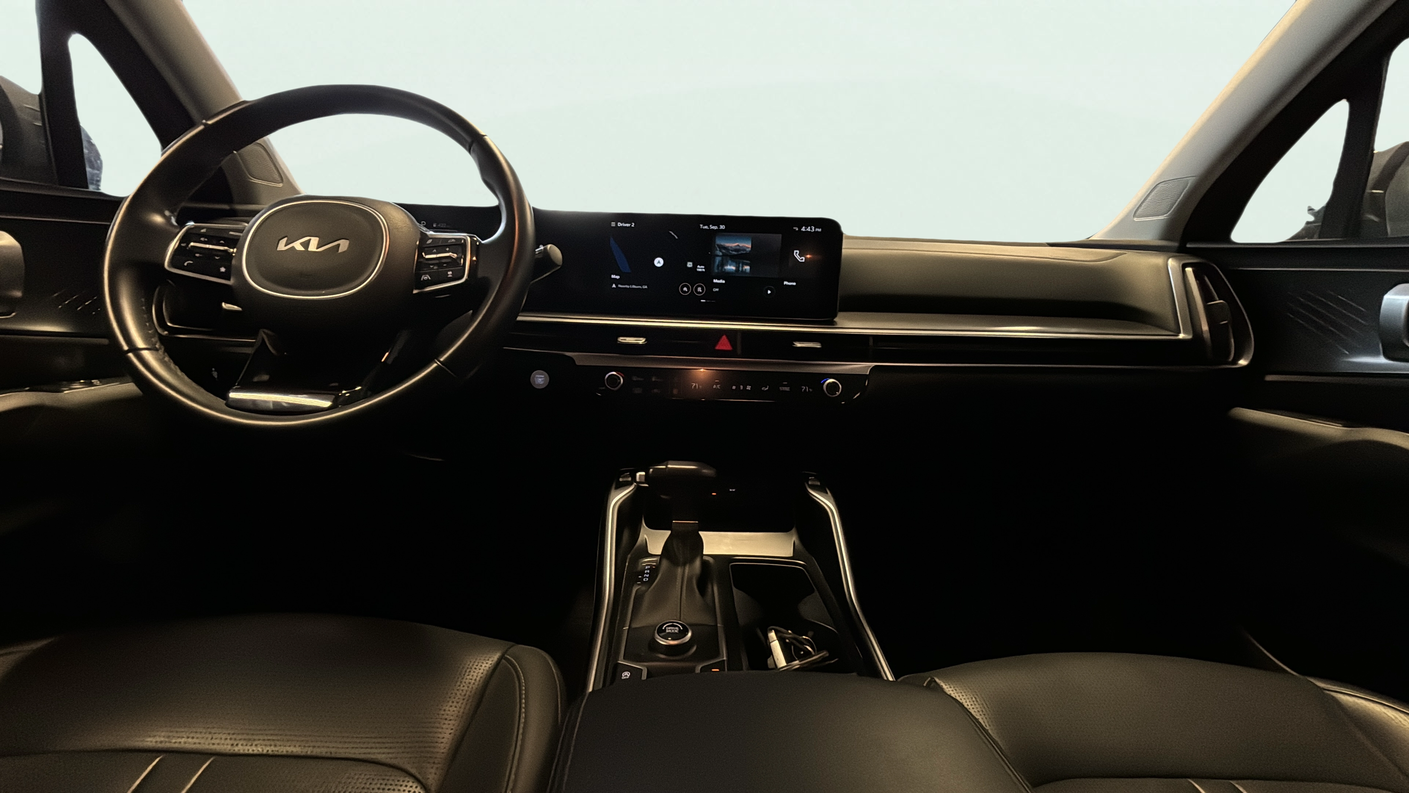 Vehicle interior 360 preview