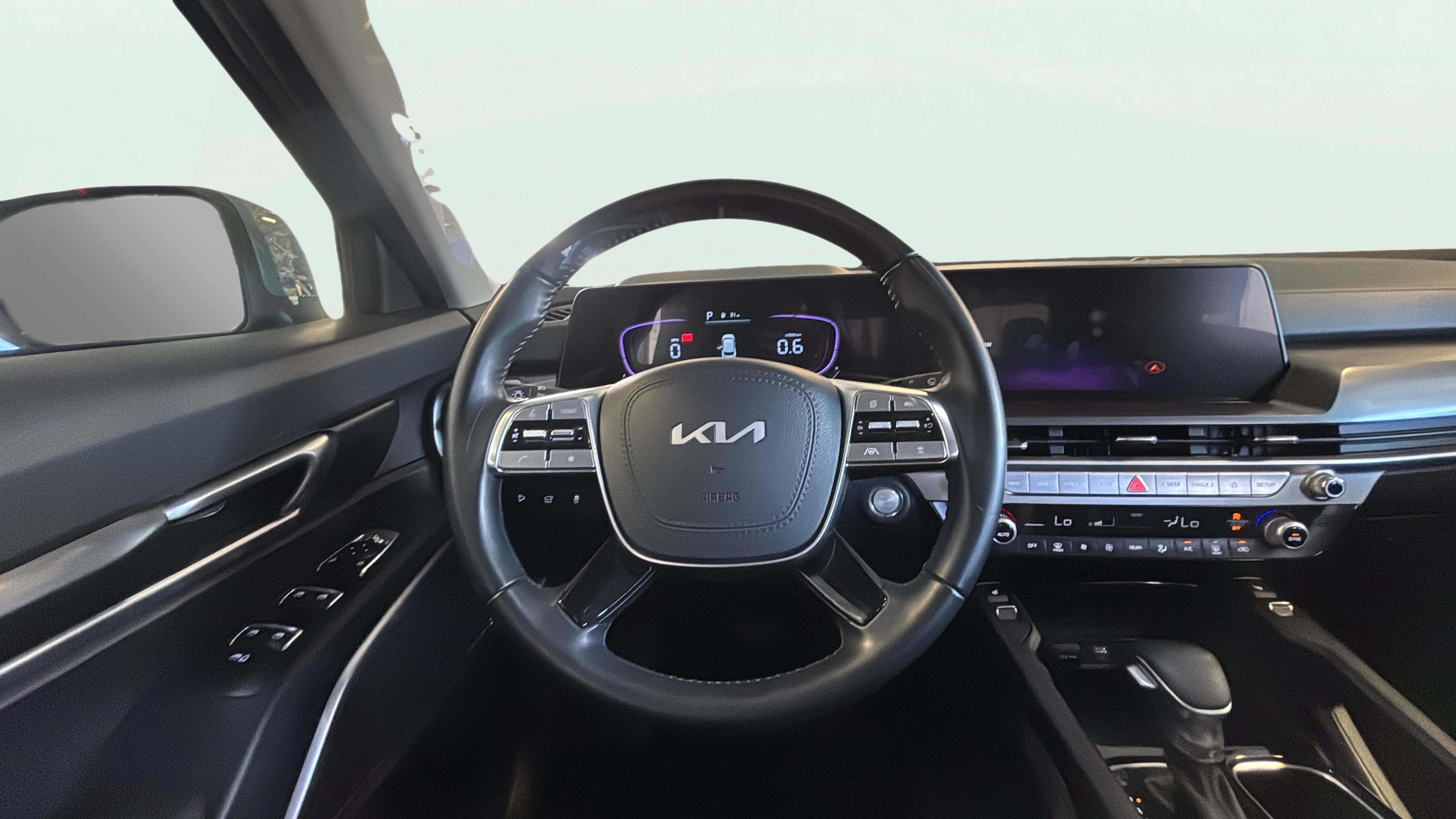 Vehicle interior 360 preview