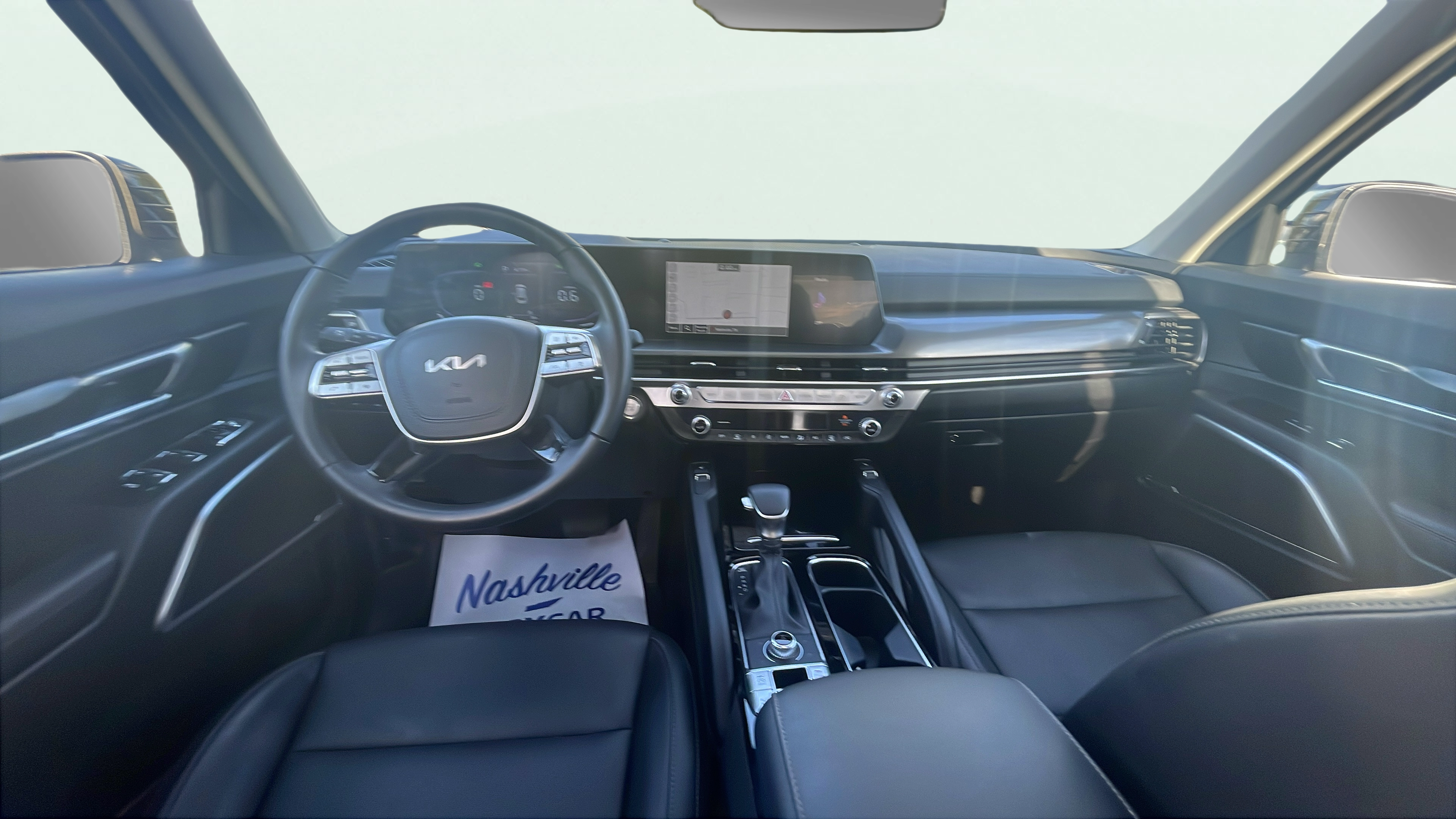 Vehicle interior 360 preview