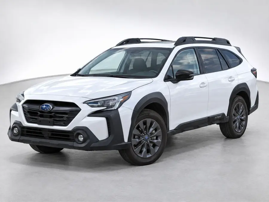 2025 Subaru Outback — image 1 of 9