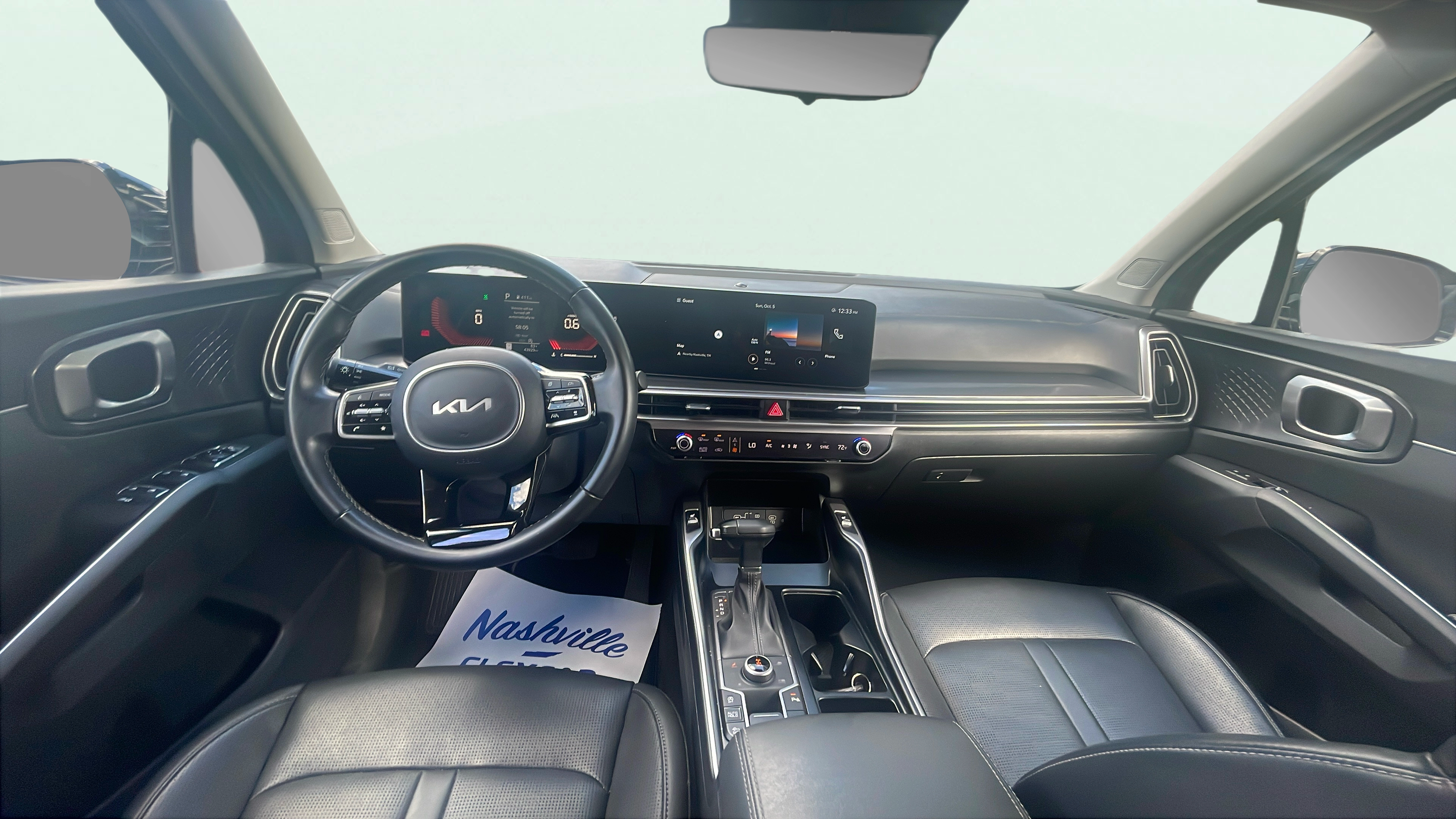 Vehicle interior 360 preview