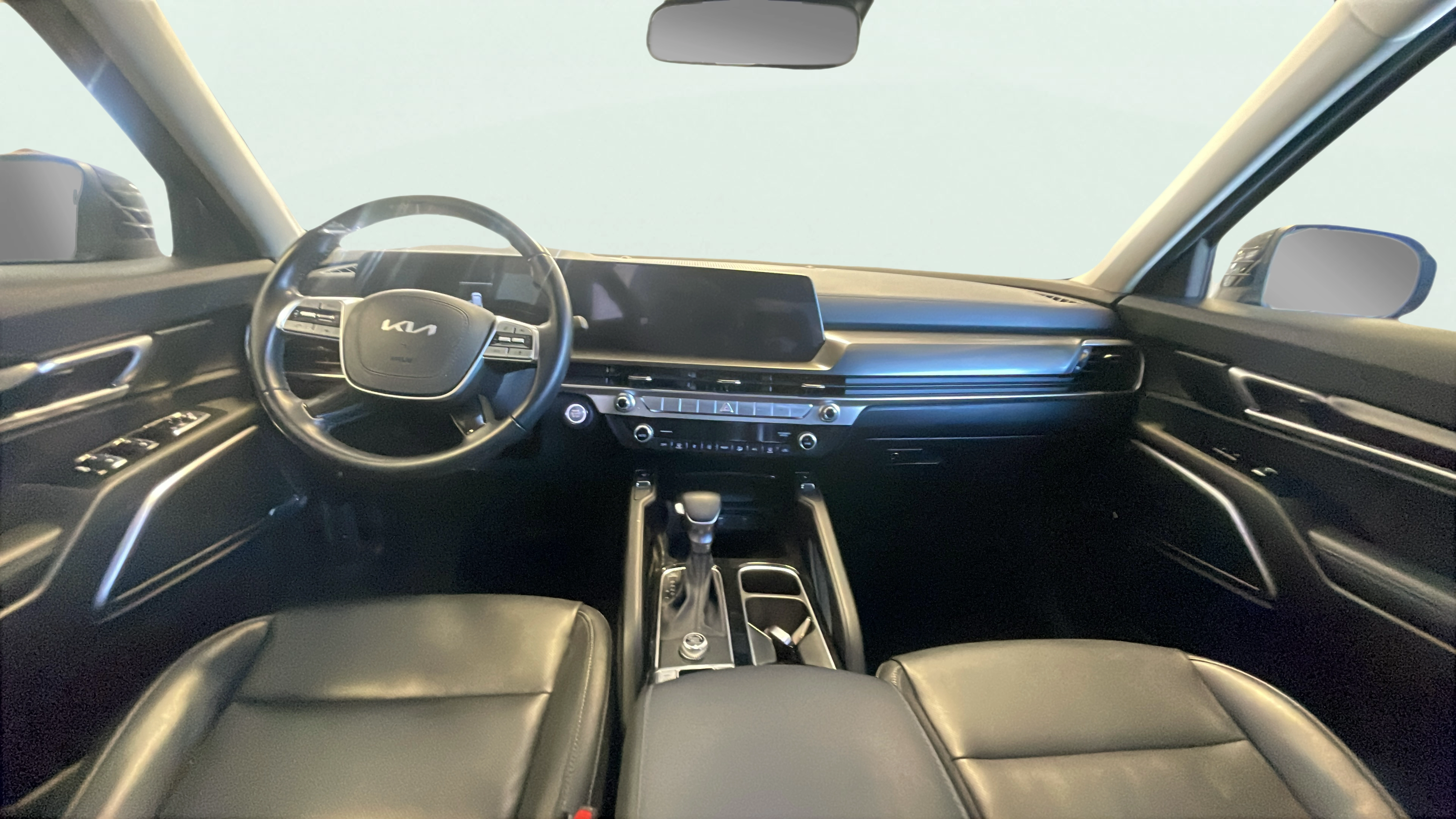 Vehicle interior 360 preview