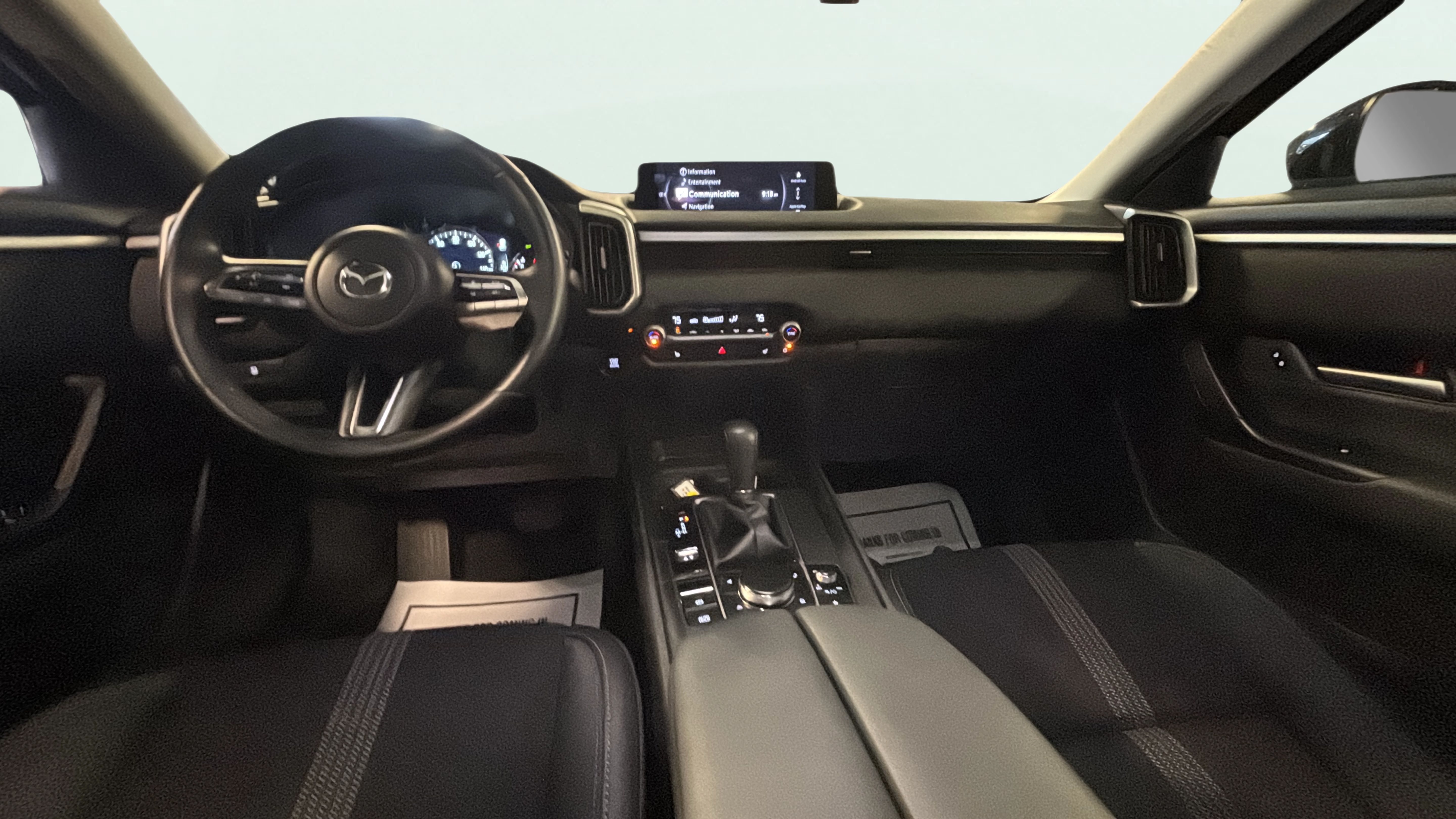 Vehicle interior 360 preview