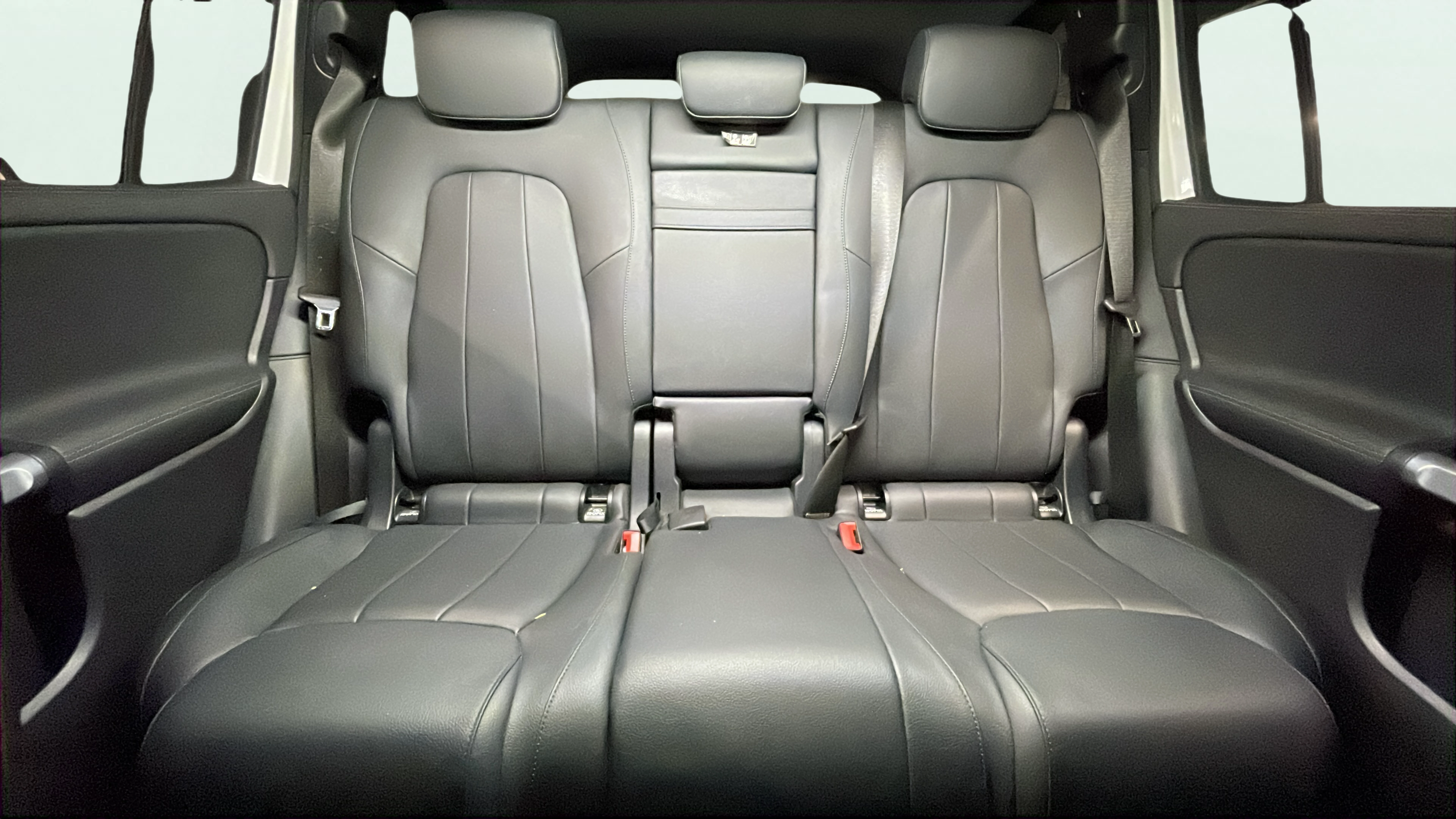 Vehicle interior 2