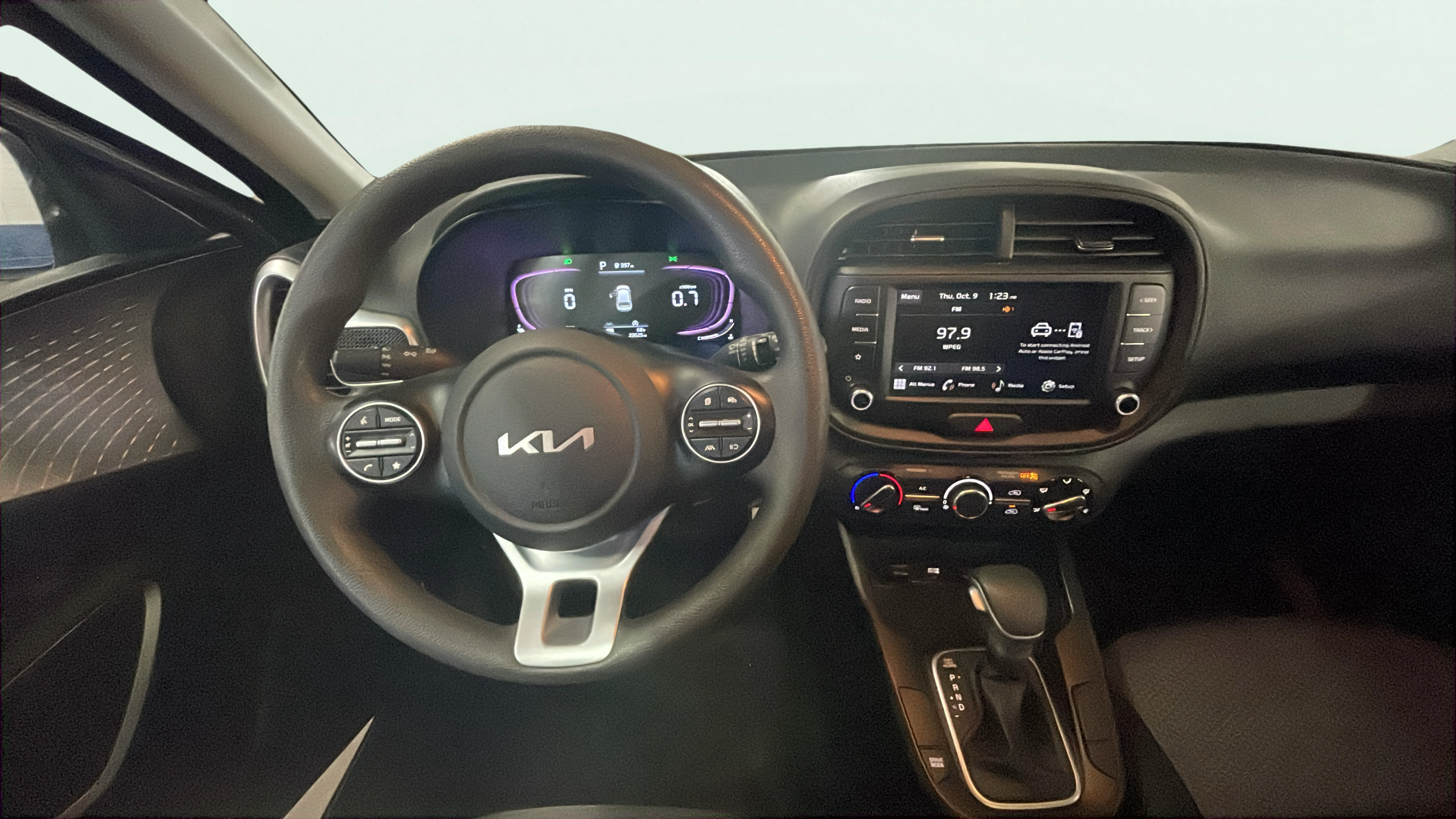 Vehicle interior 360 preview