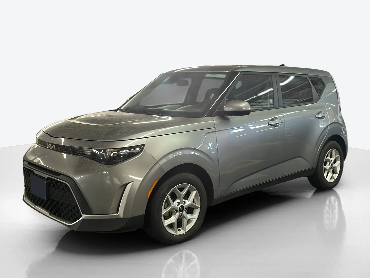 2024 Kia Soul — image 1 of 8