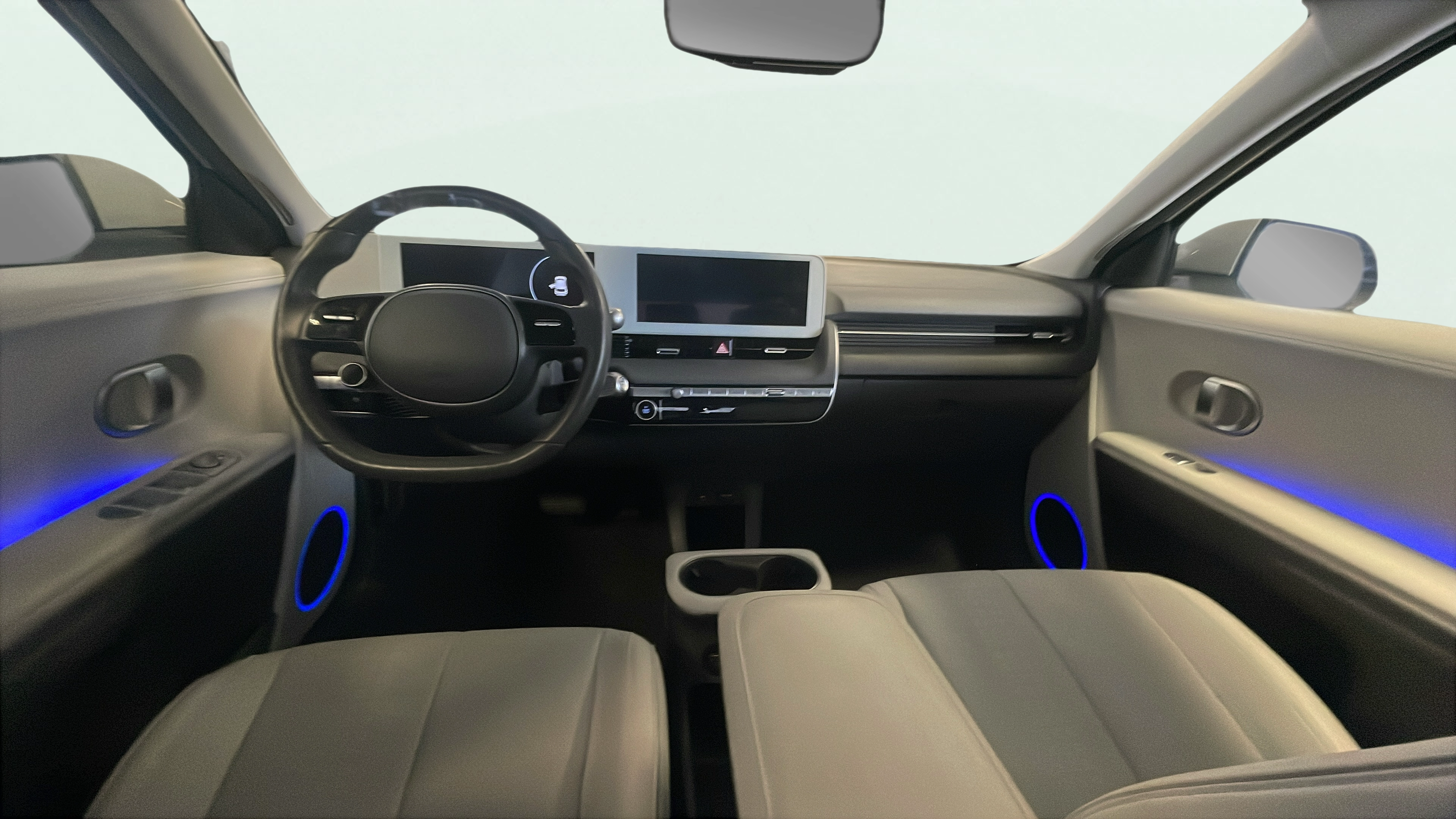 Vehicle interior 360 preview