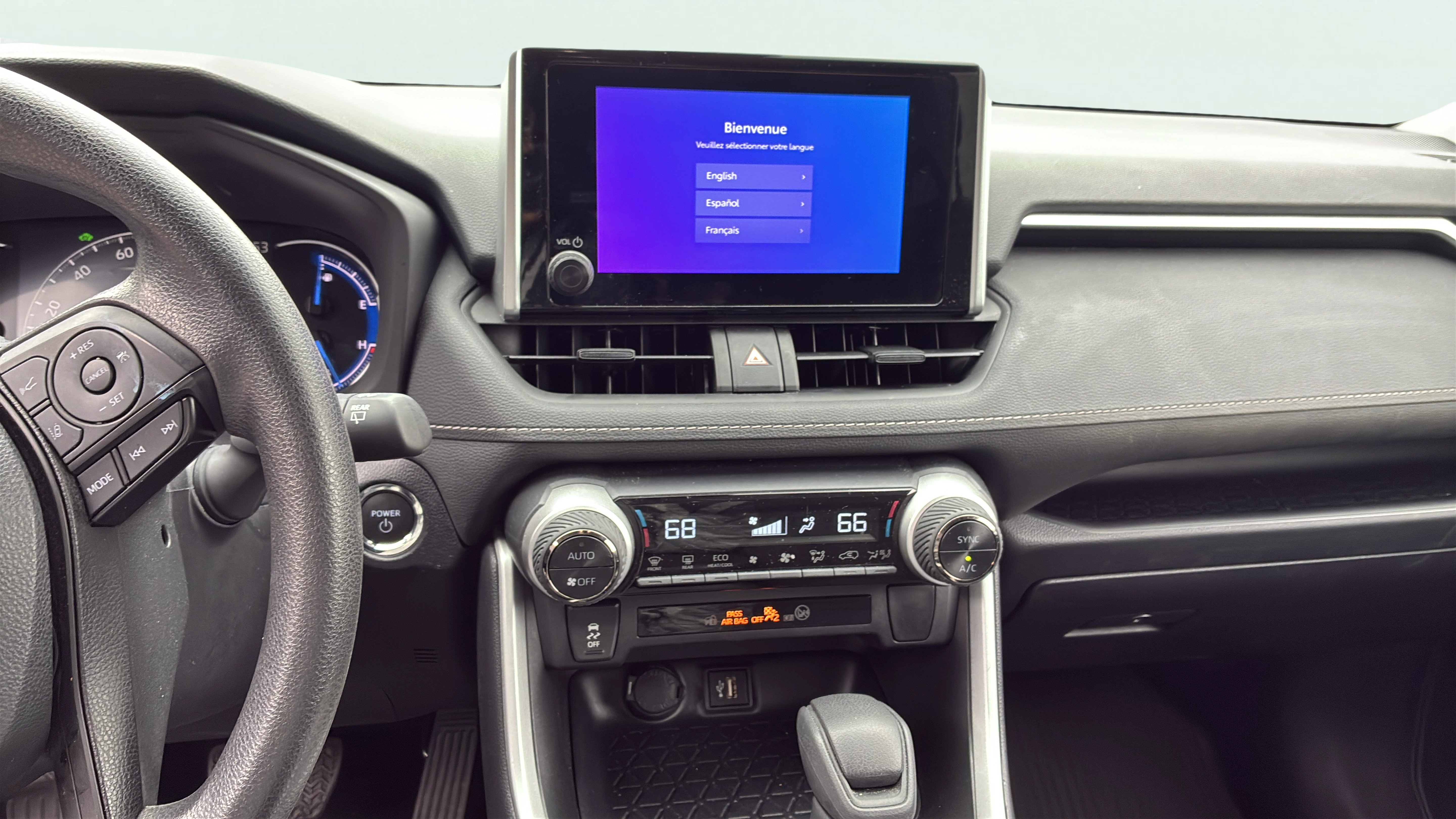 Vehicle interior 360 preview