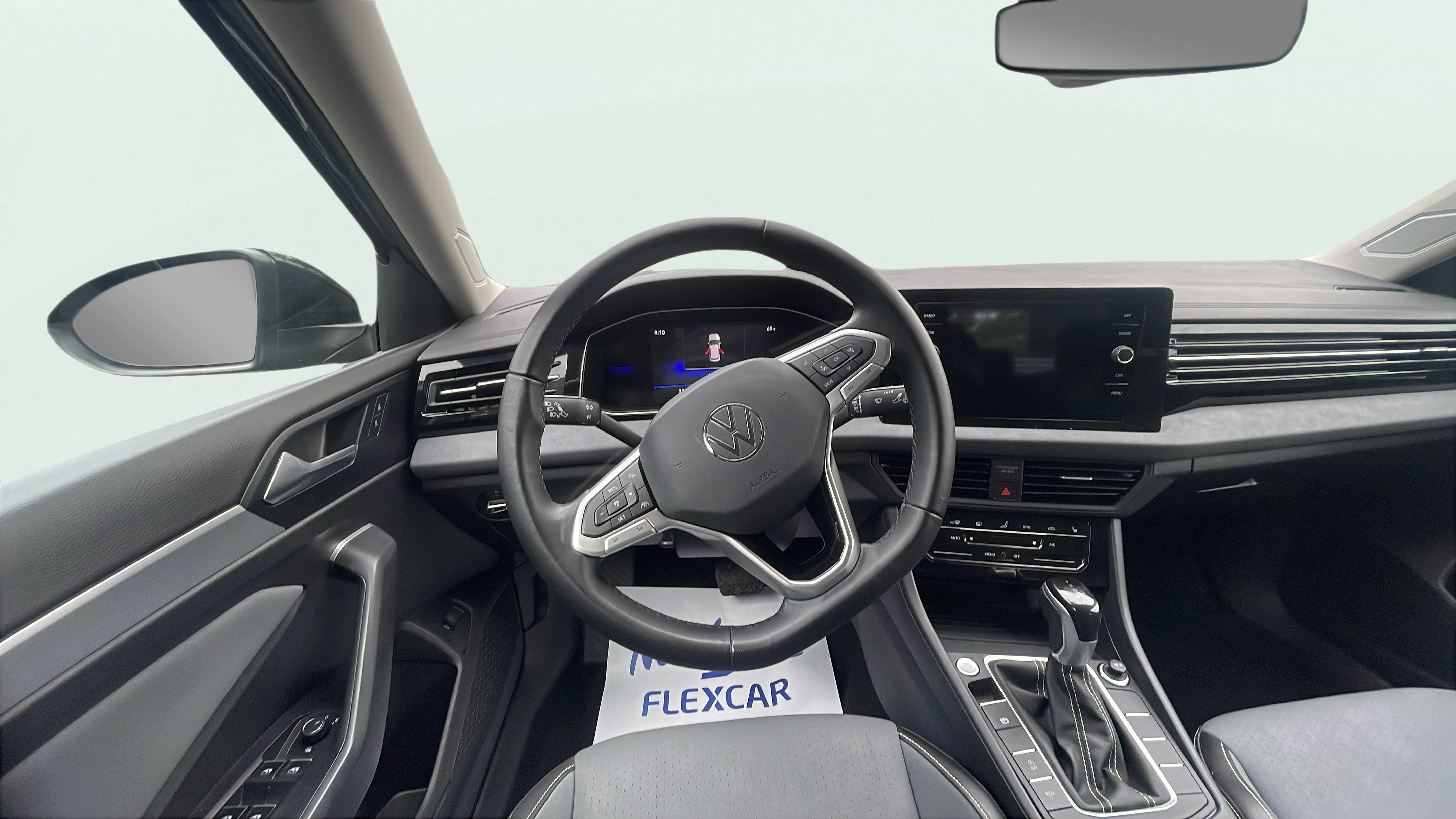 Vehicle interior 1