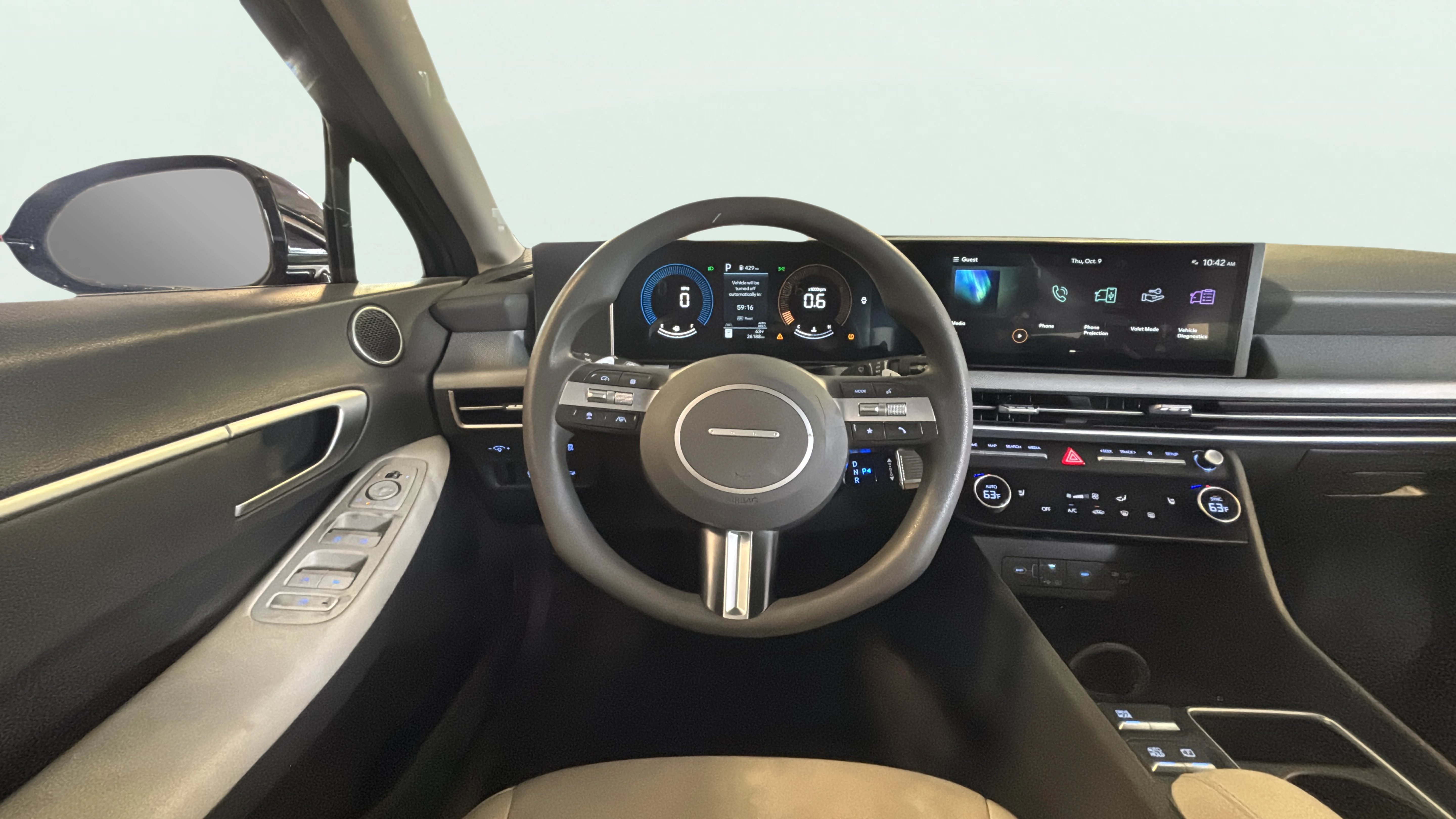 Vehicle interior 360 preview