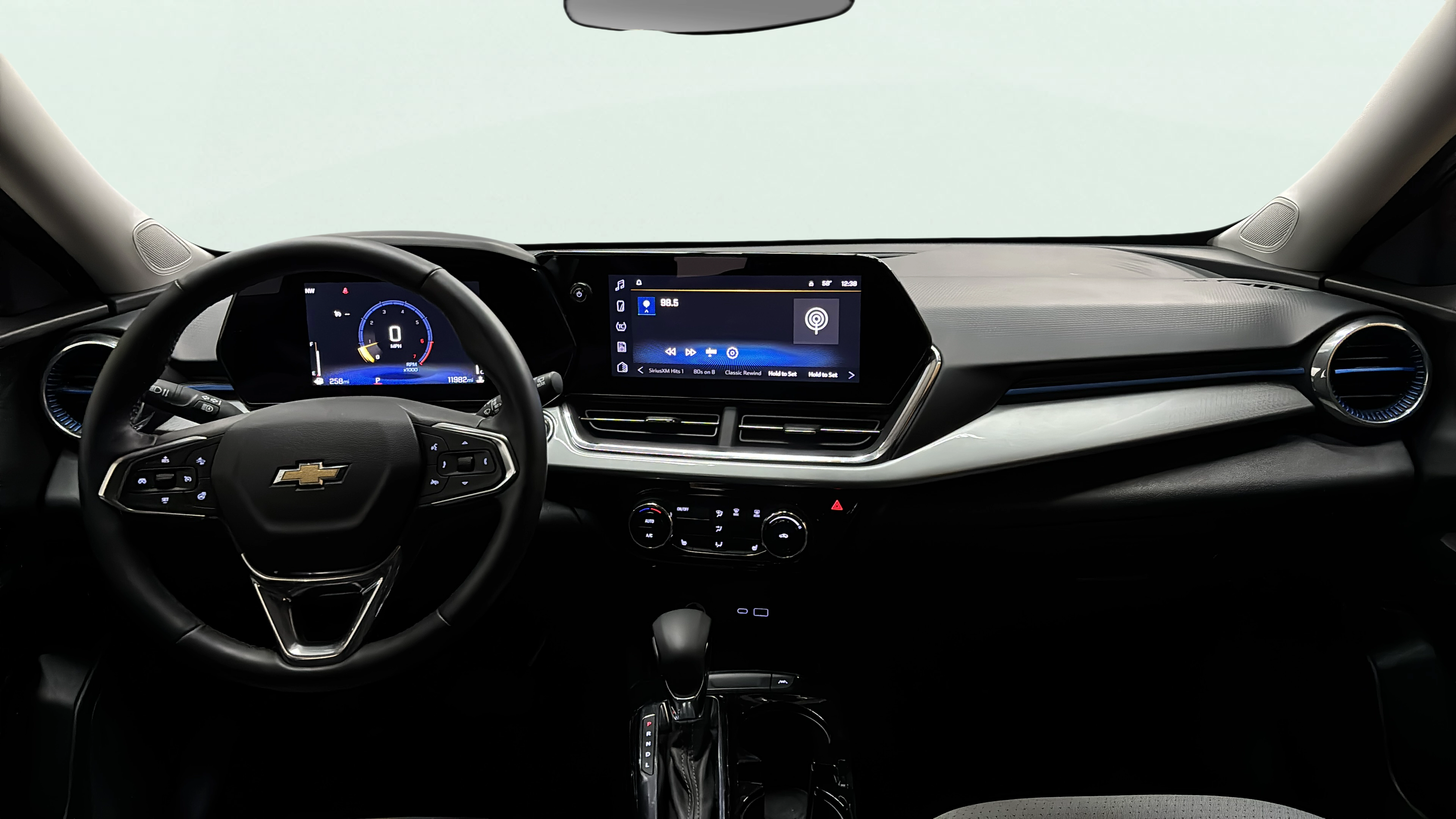 Vehicle interior 360 preview