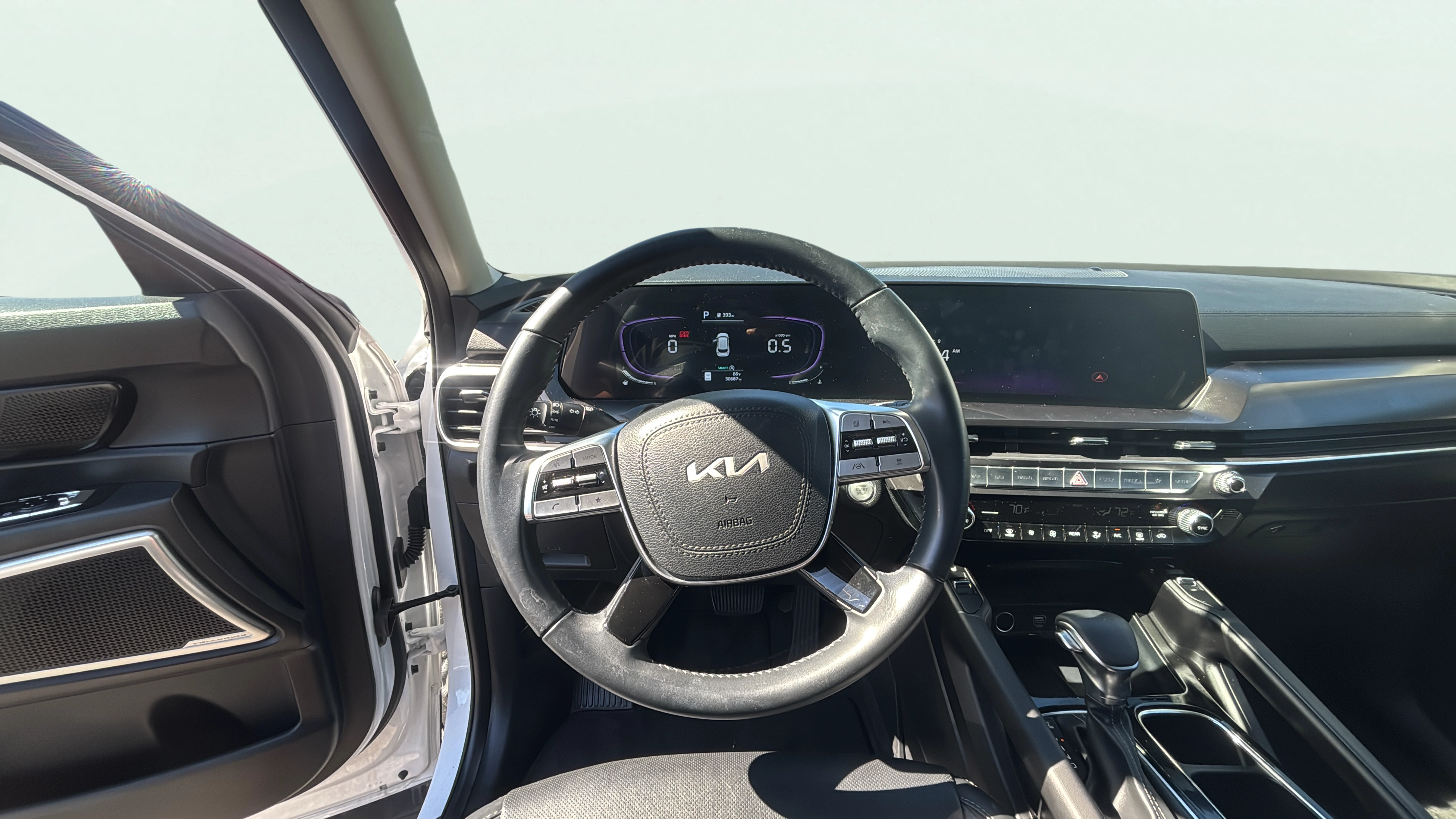 Vehicle interior 1
