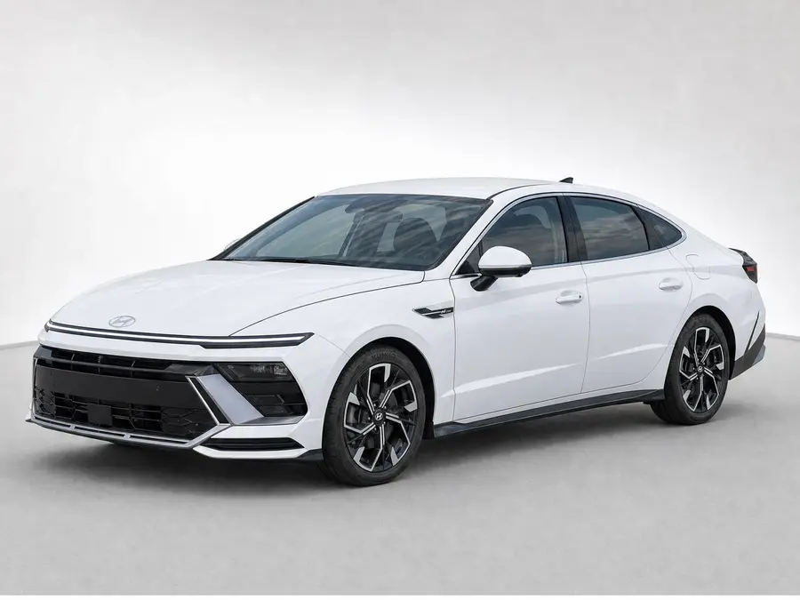 2025 Hyundai Sonata — image 1 of 8