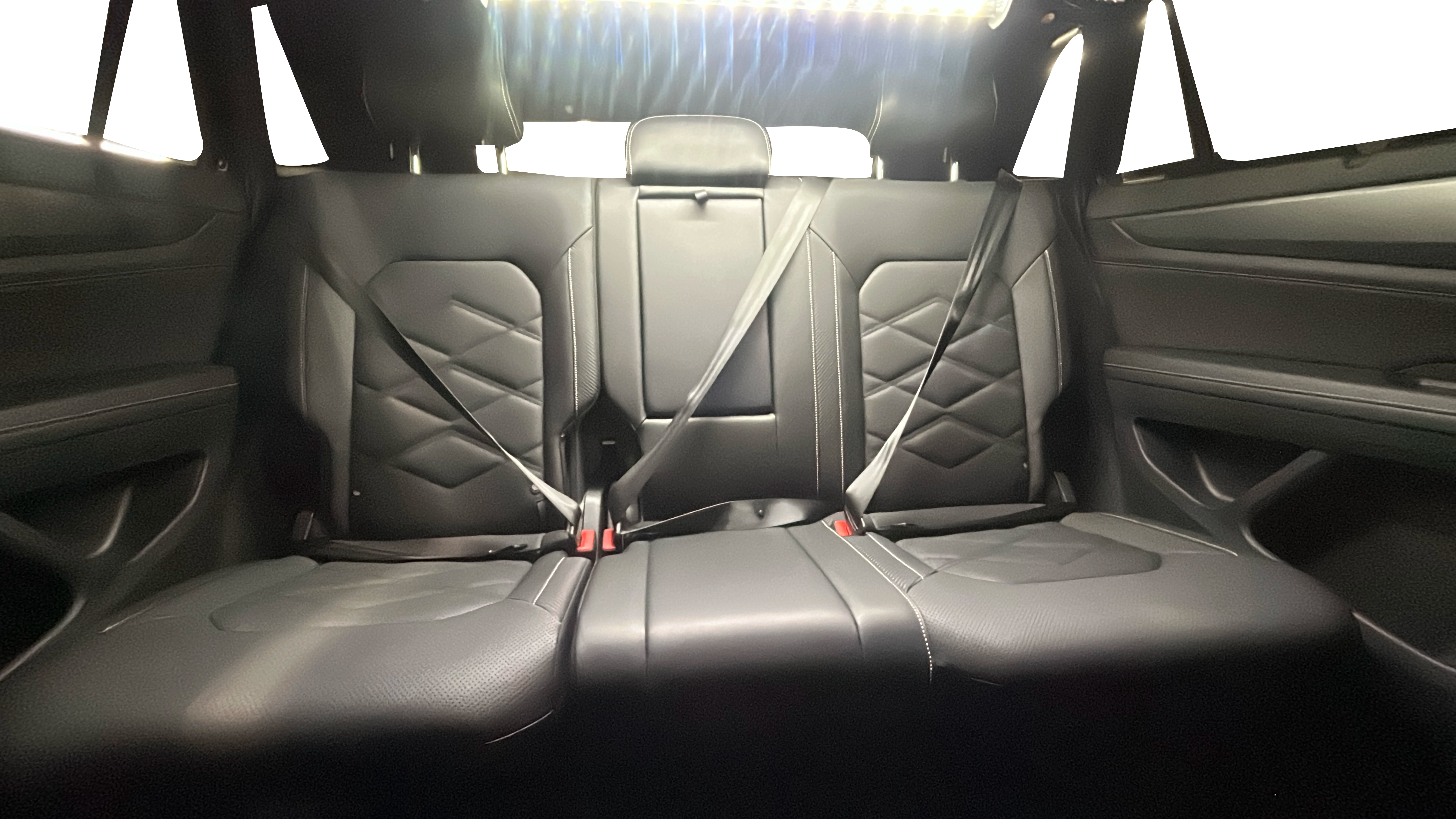 Vehicle interior 2