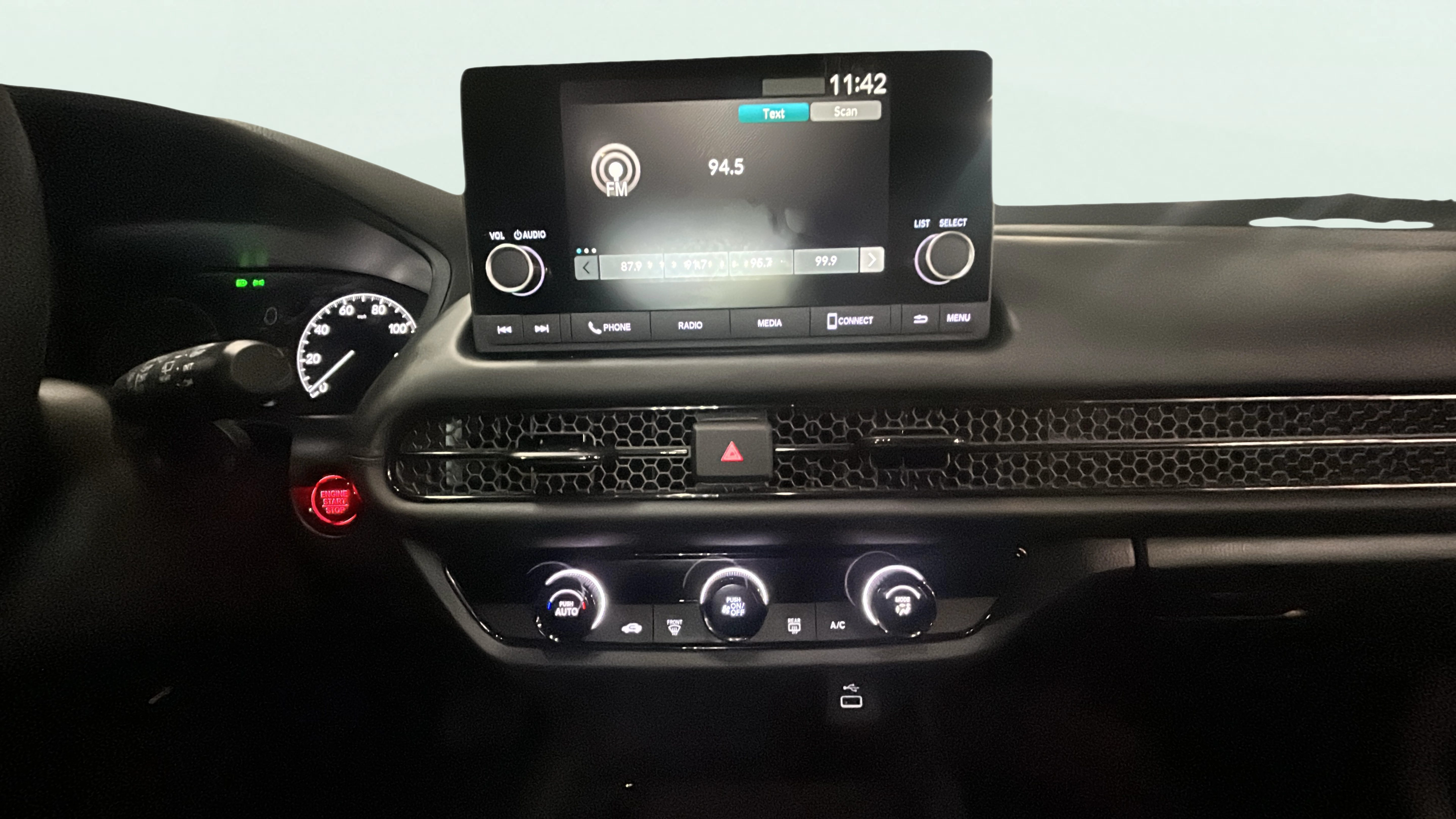 Vehicle interior 360 preview