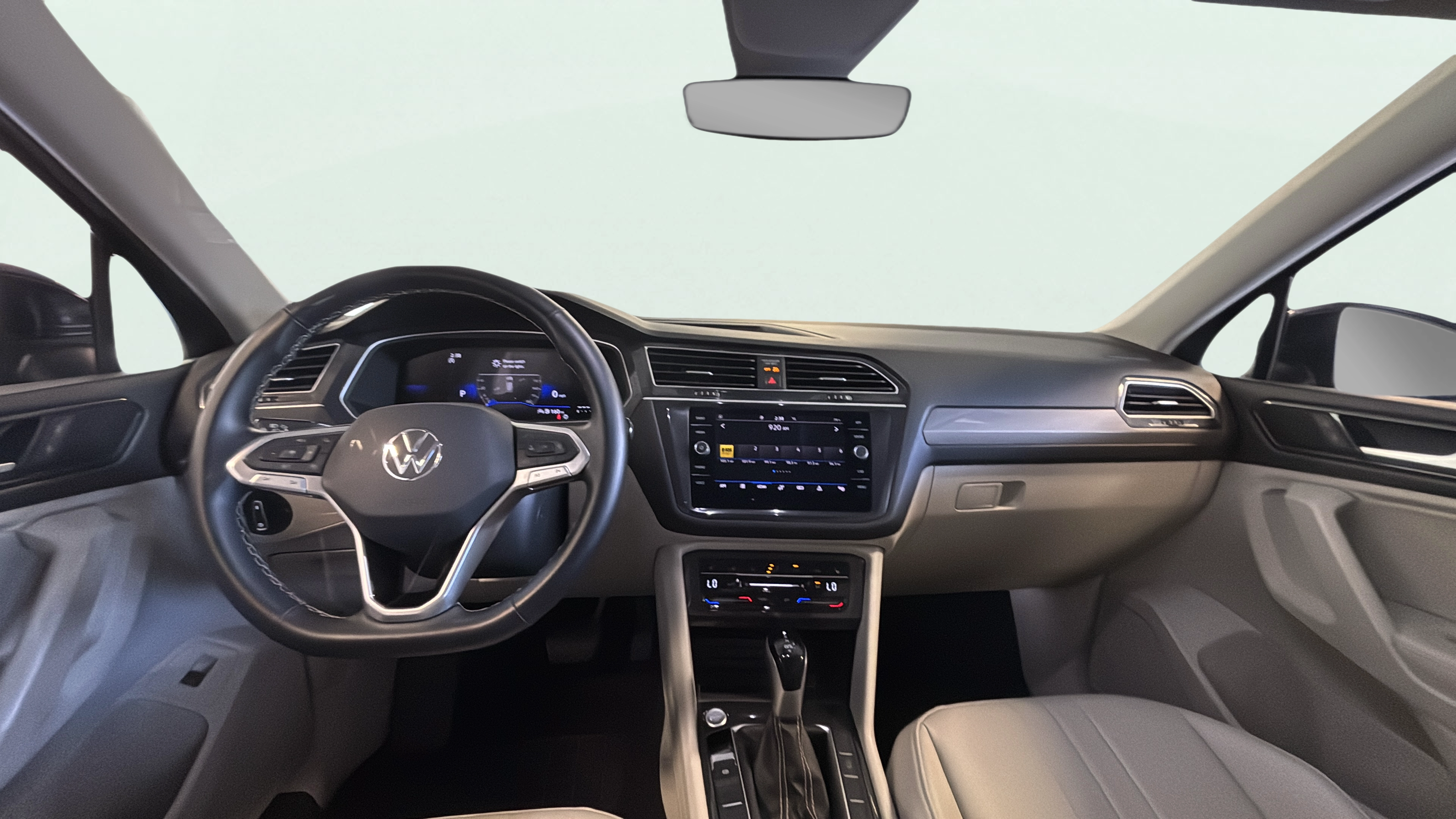 Vehicle interior 360 preview