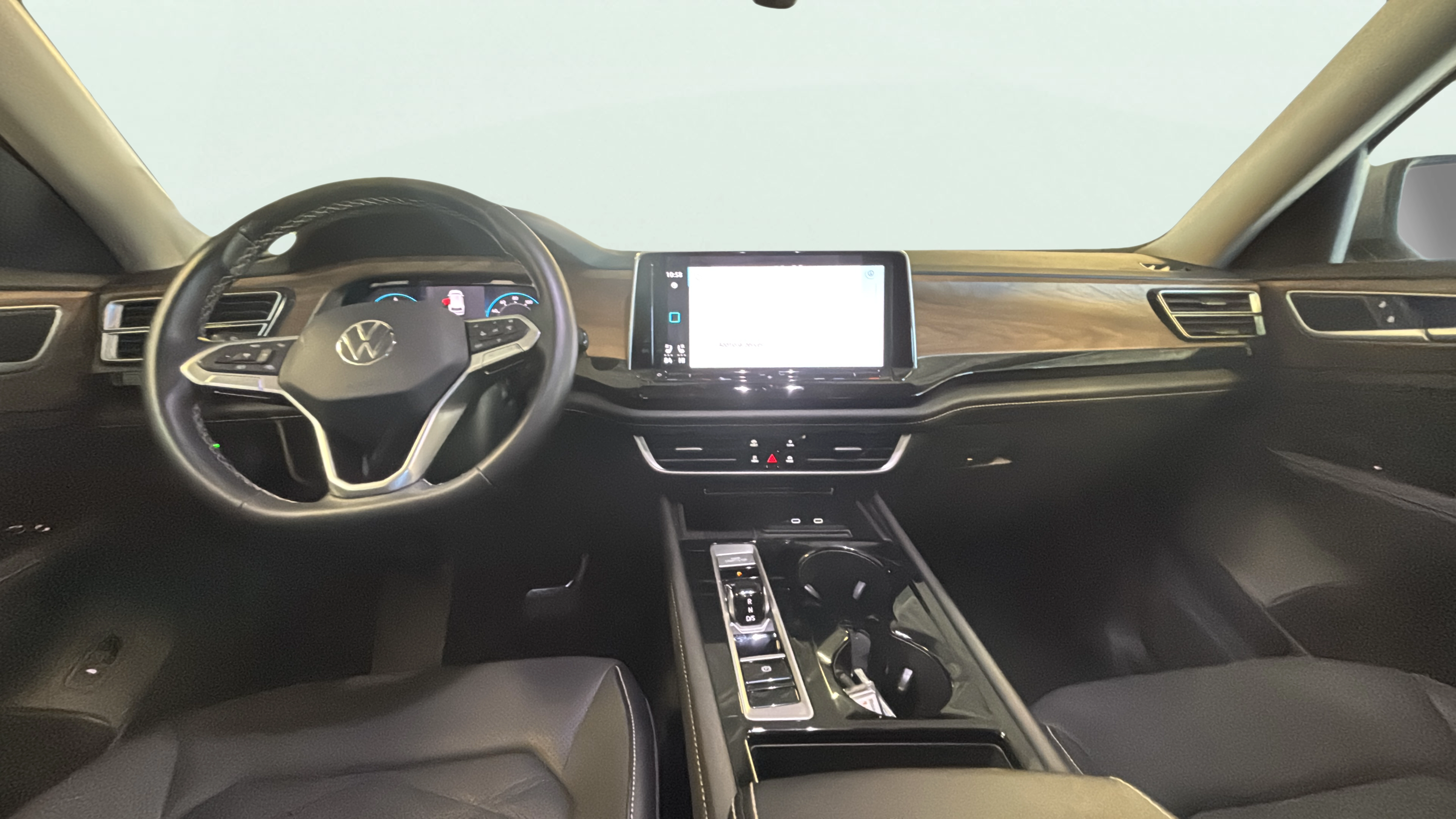 Vehicle interior 360 preview