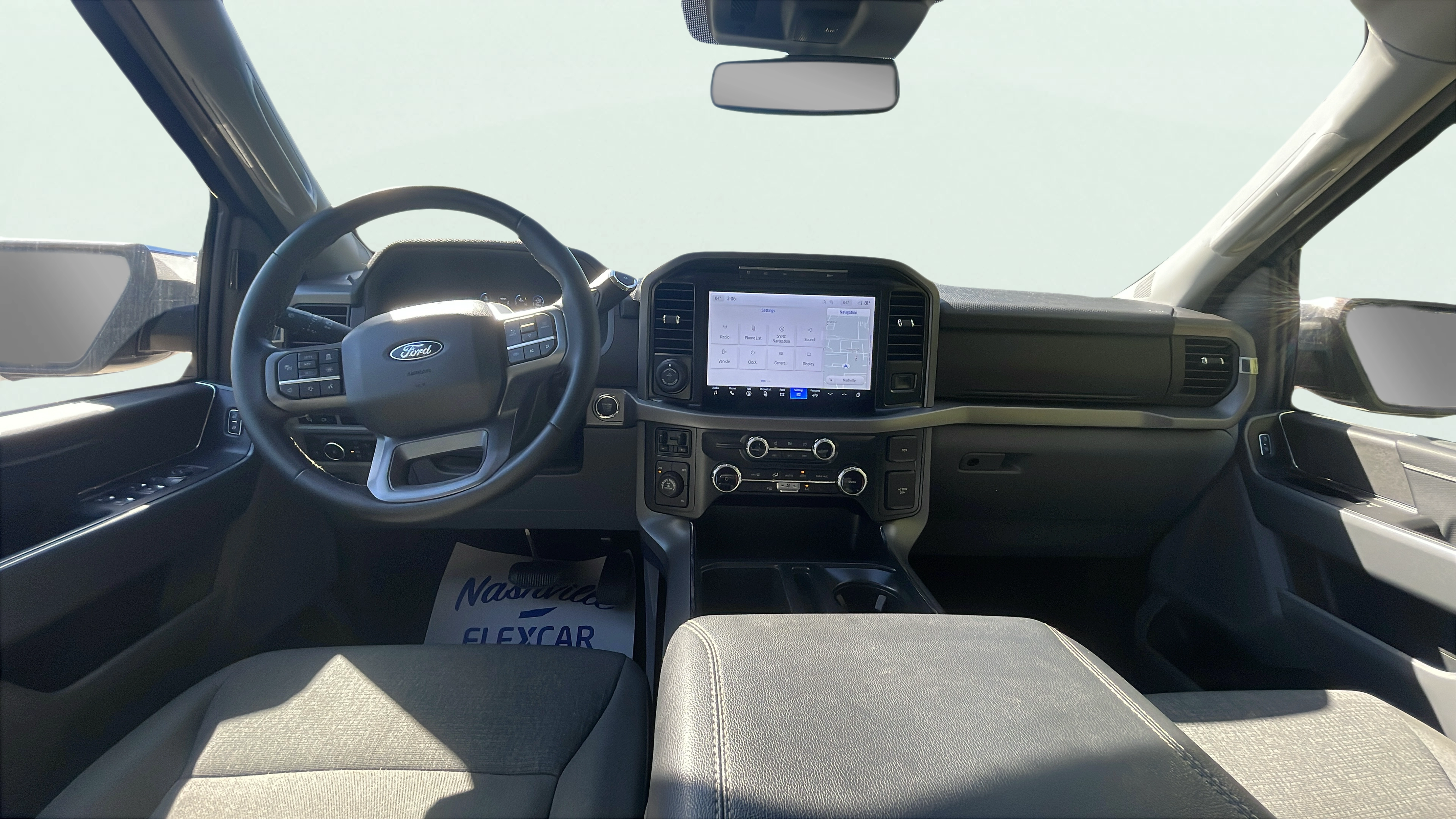 Vehicle interior 360 preview