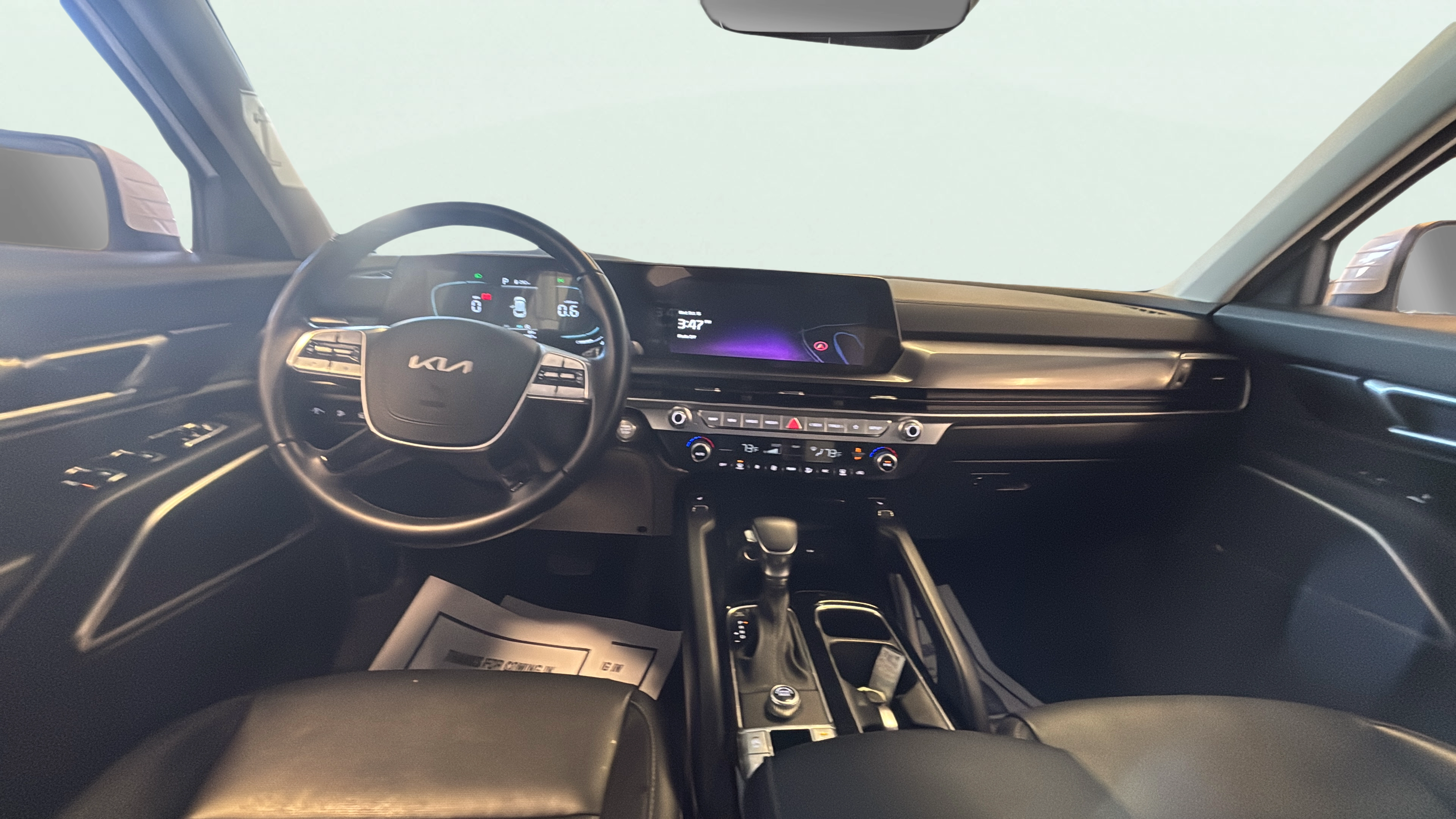 Vehicle interior 360 preview
