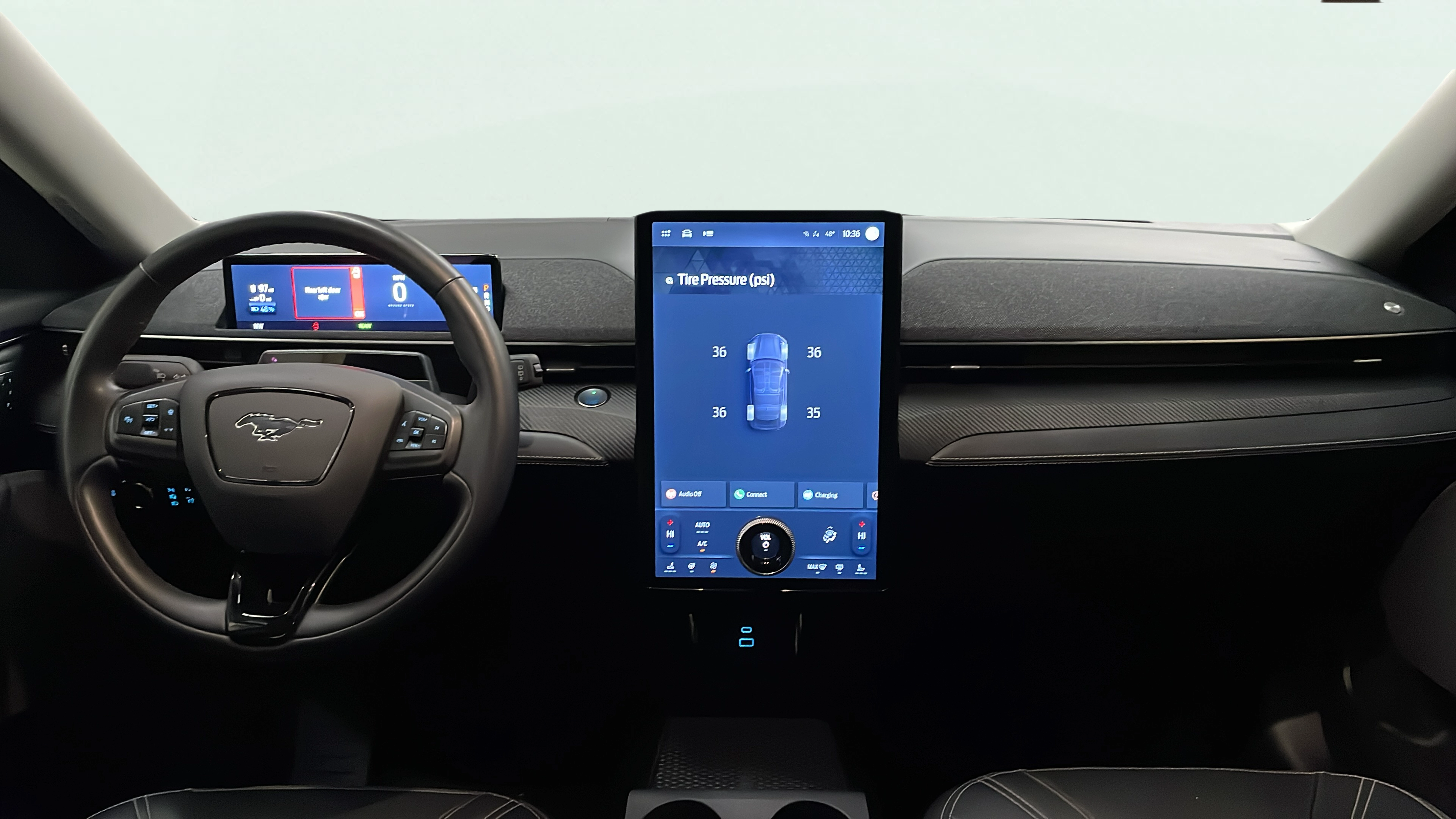 Vehicle interior 360 preview