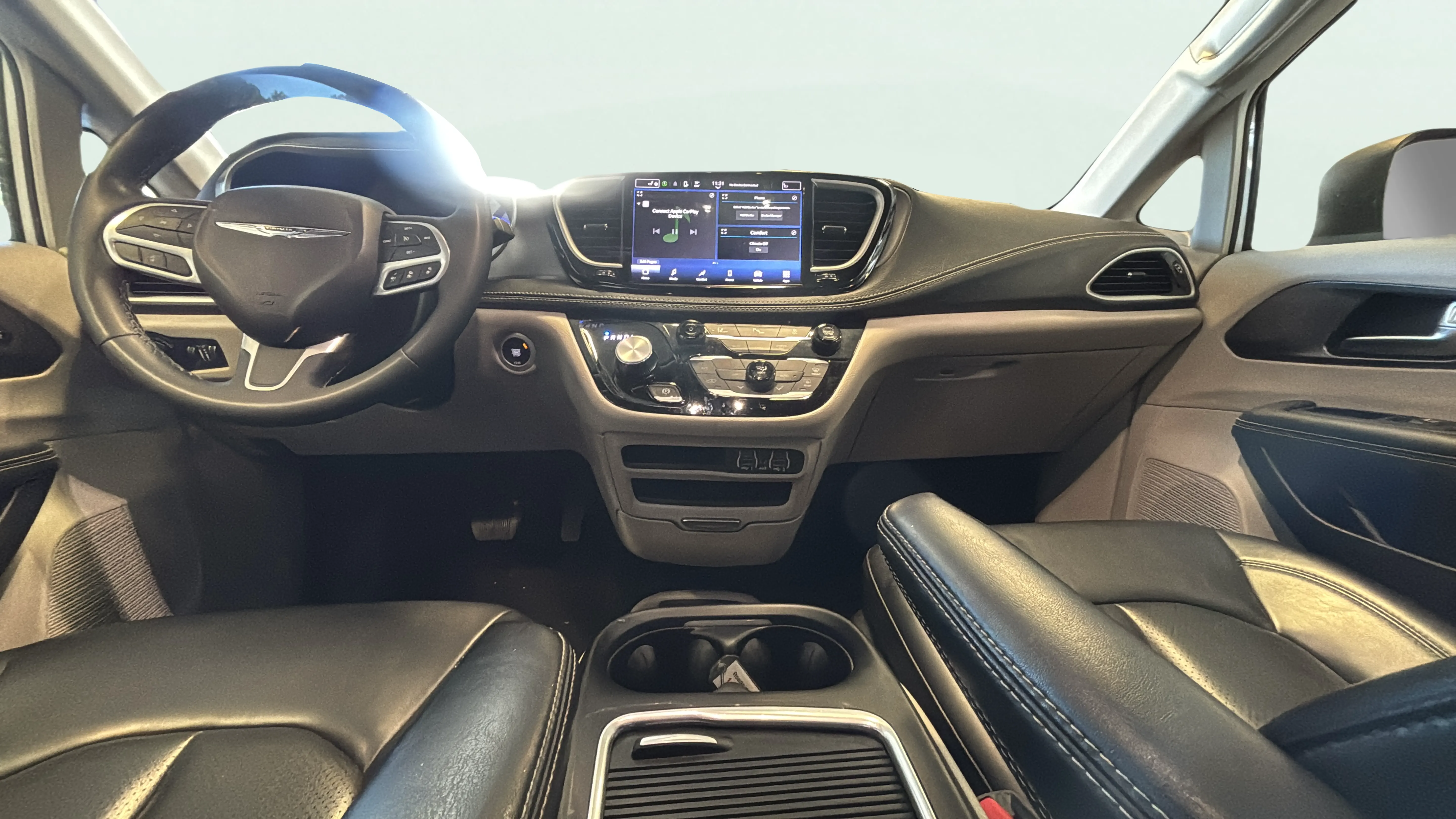 Vehicle interior 360 preview