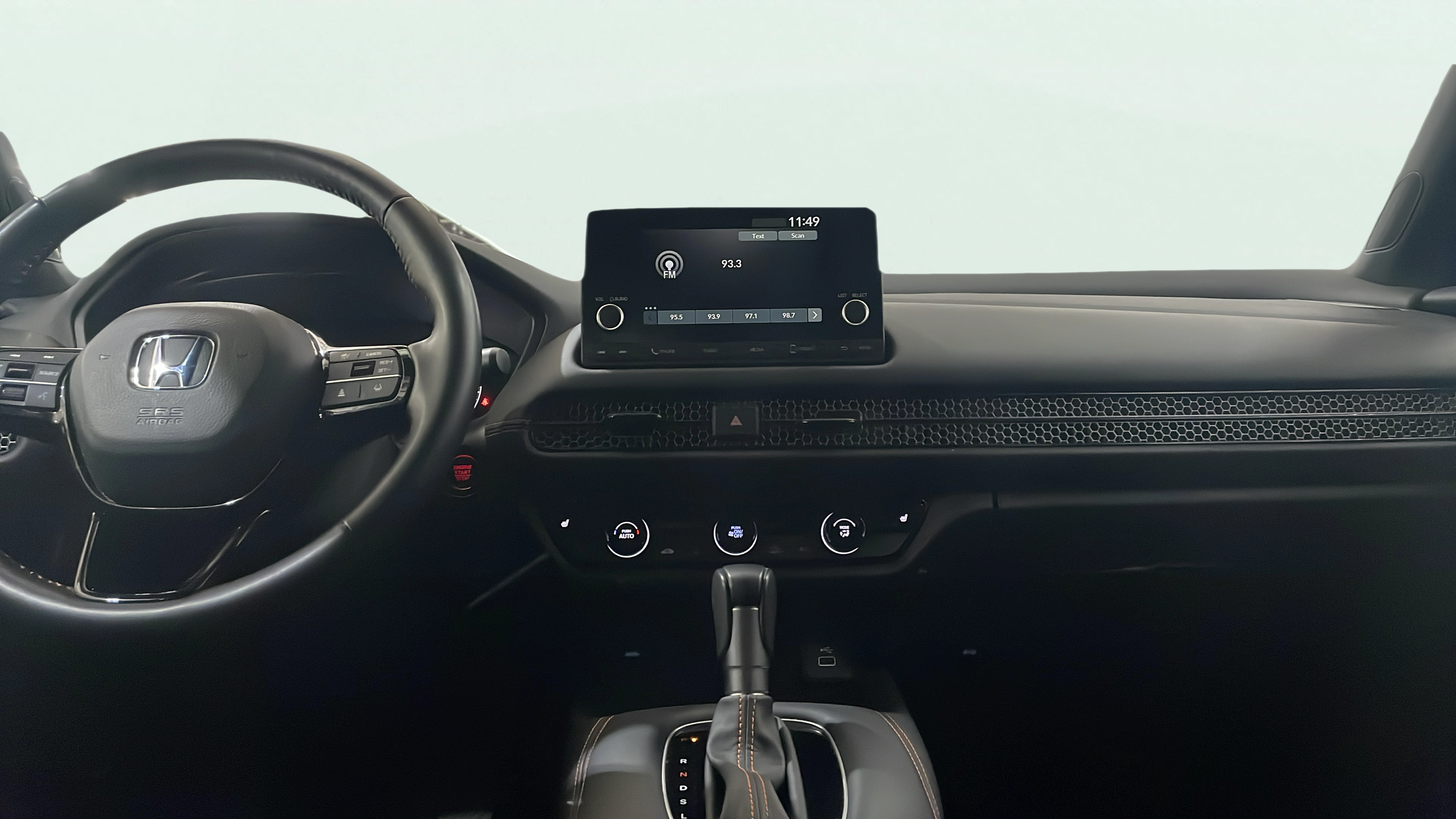 Vehicle interior 360 preview