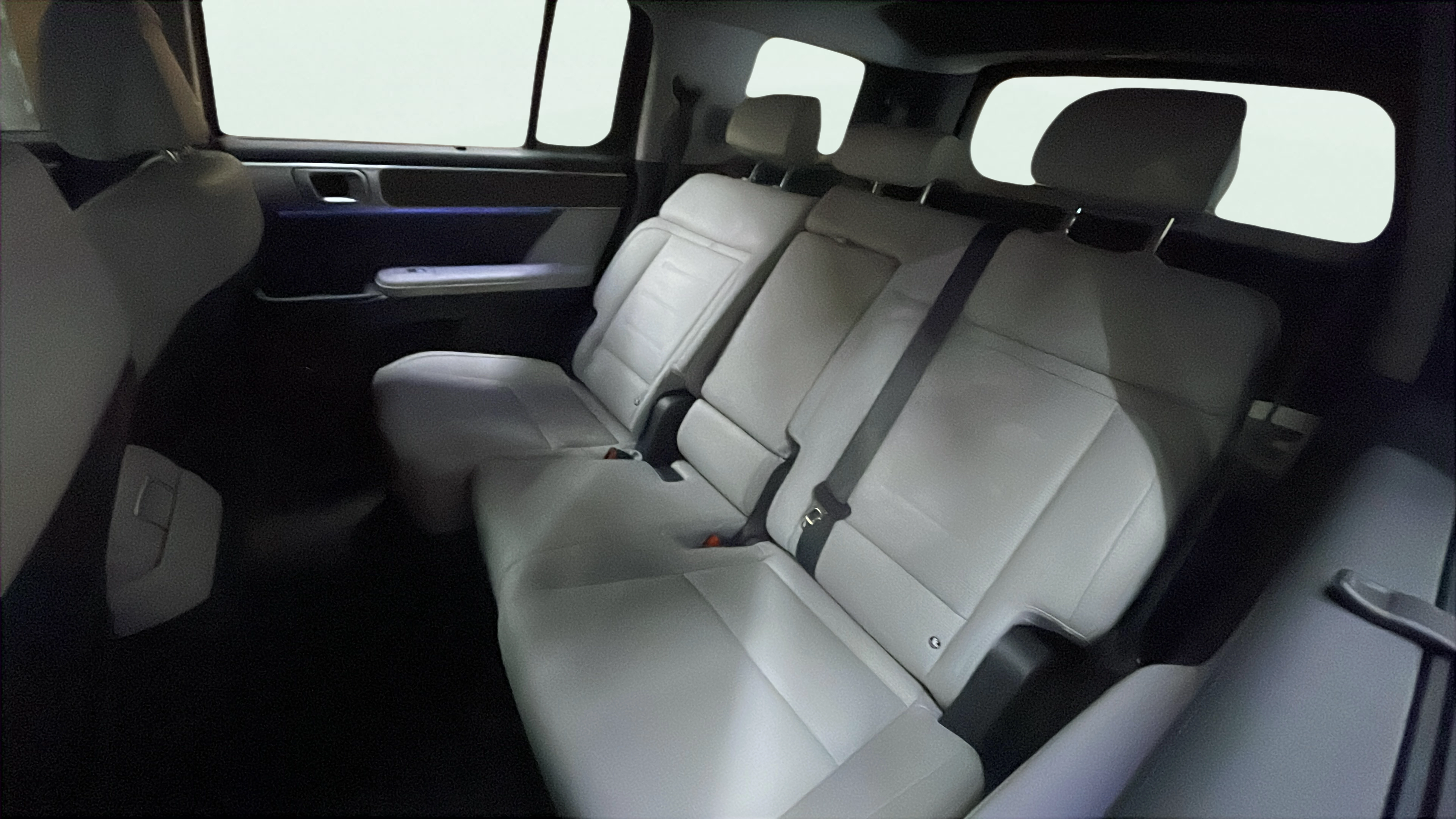 Vehicle interior 2