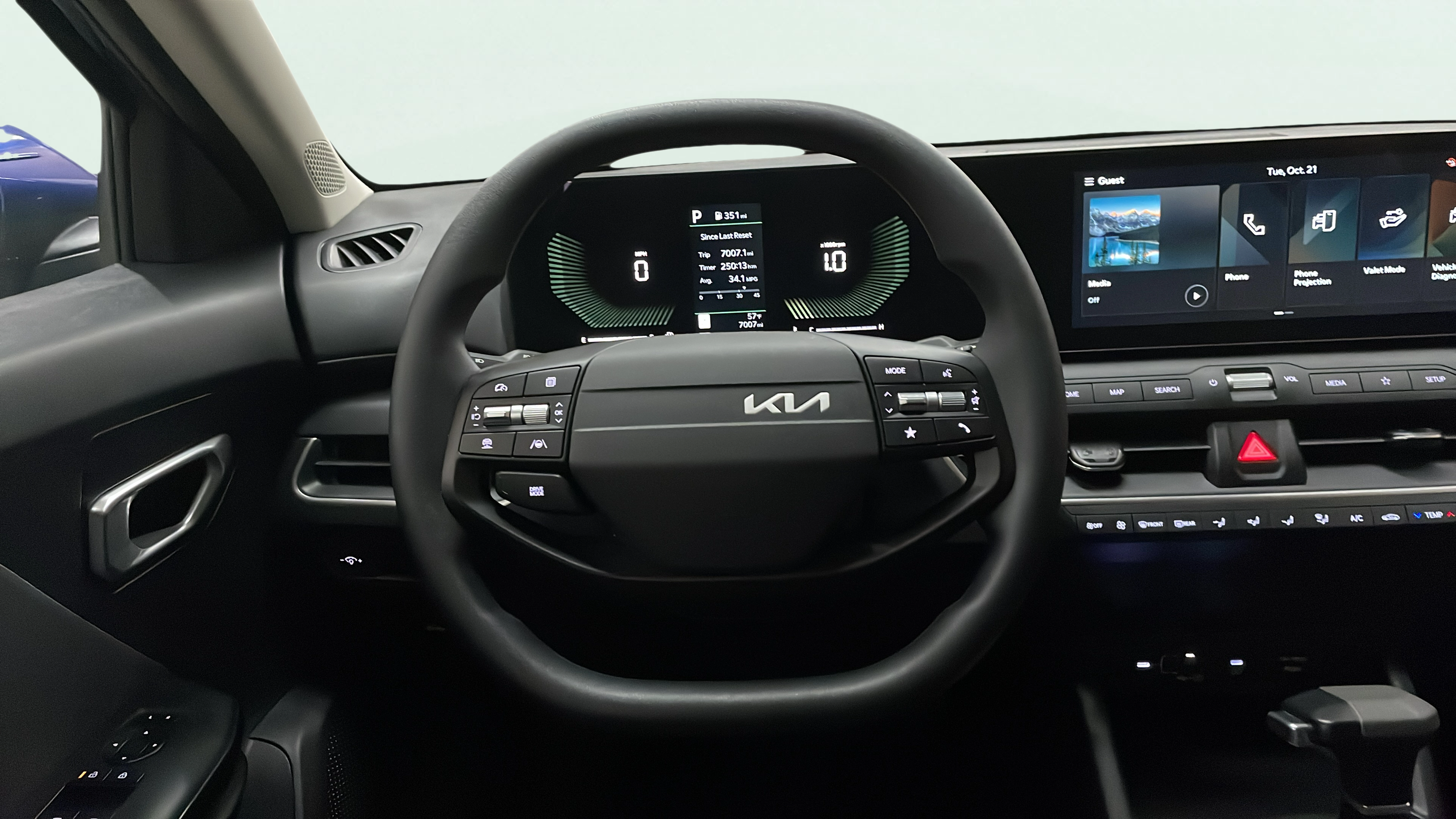 Vehicle interior 1