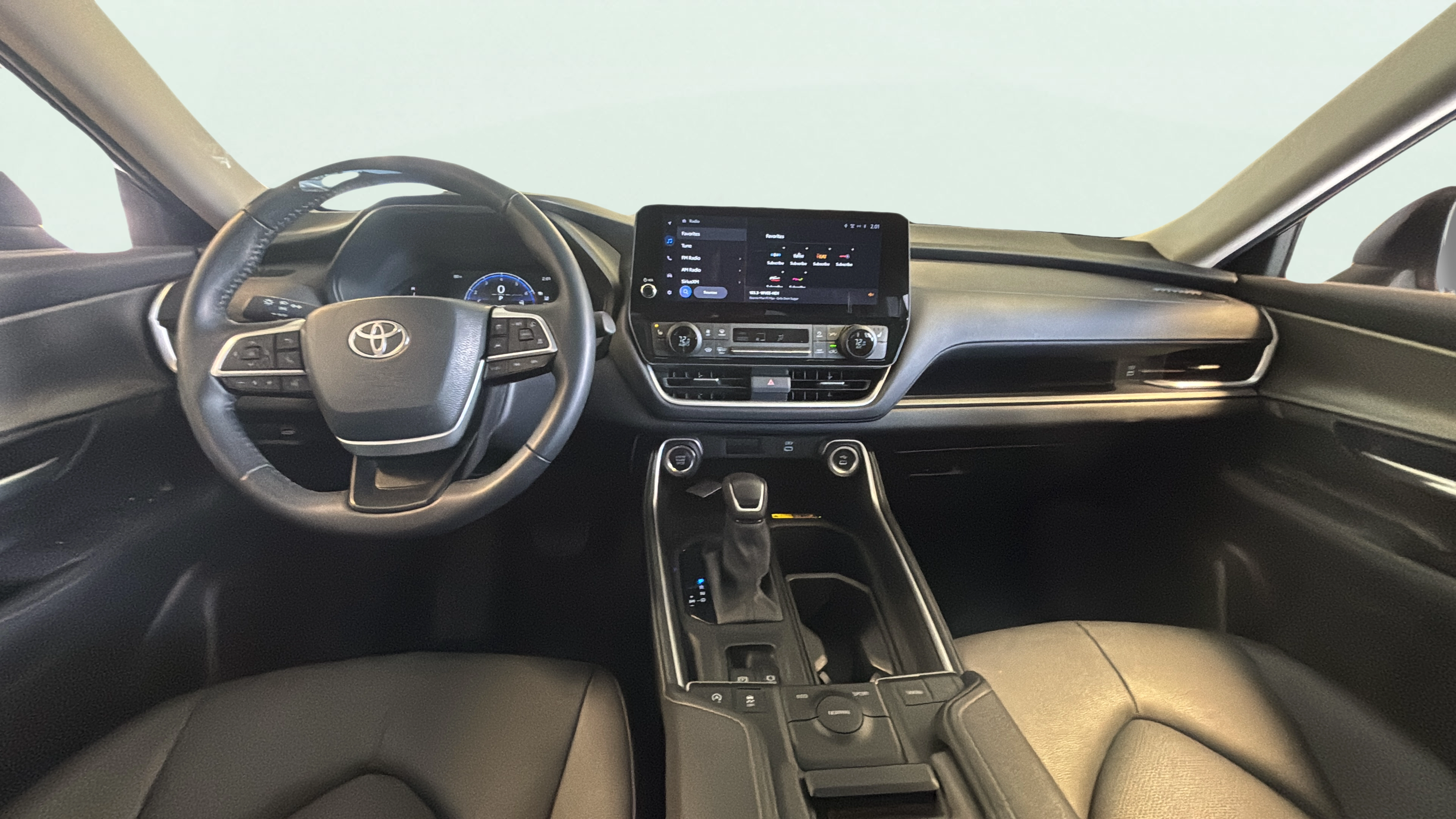 Vehicle interior 360 preview