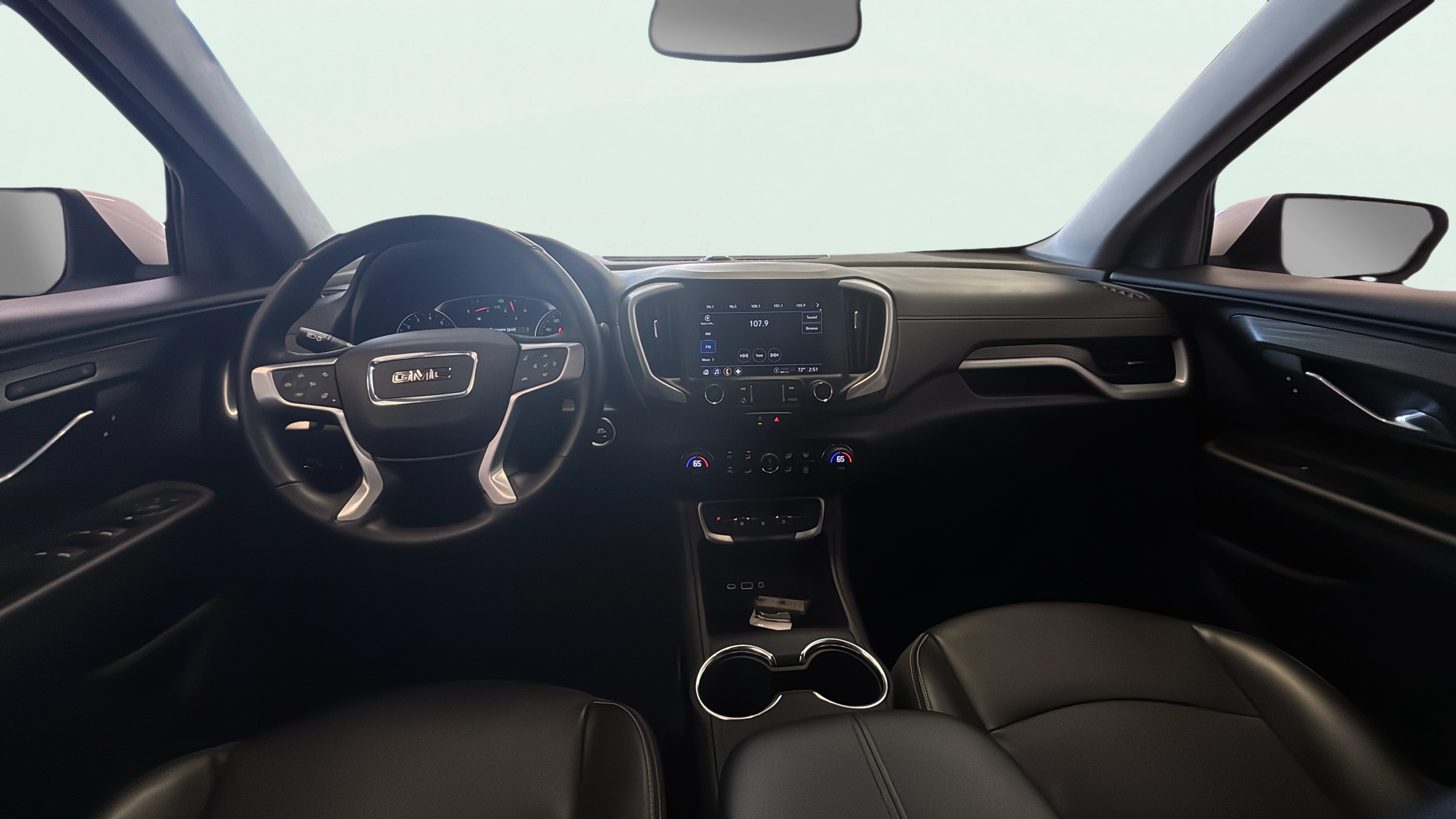 Vehicle interior 360 preview