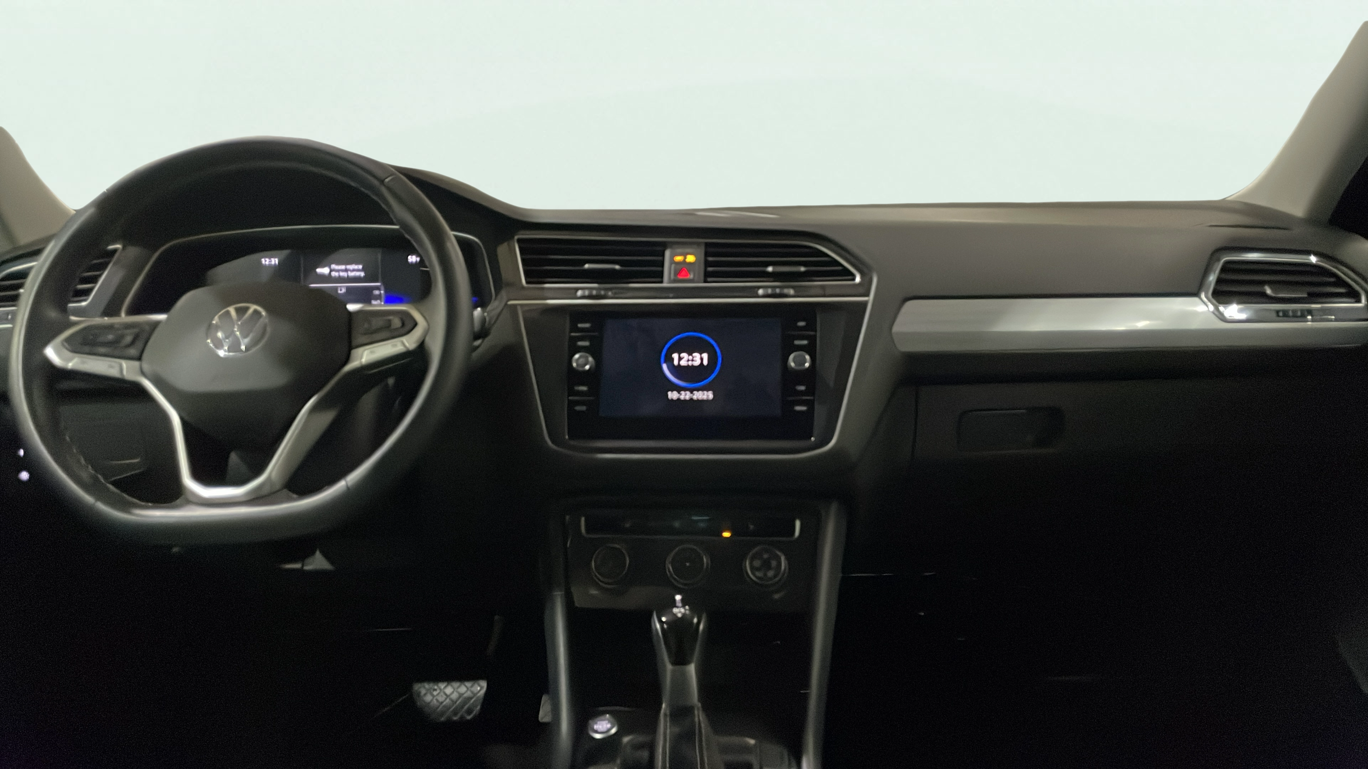 Vehicle interior 360 preview
