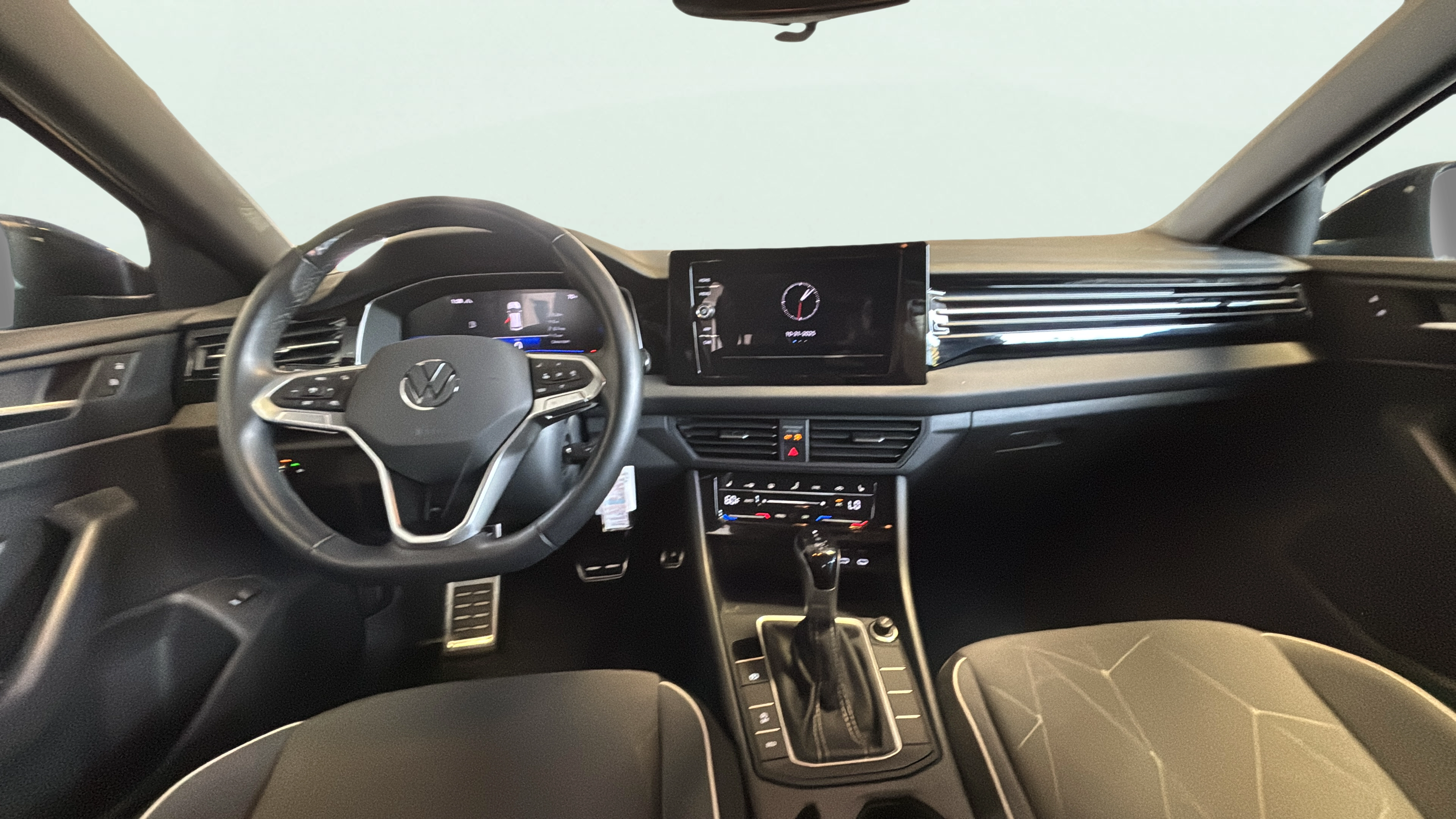Vehicle interior 360 preview