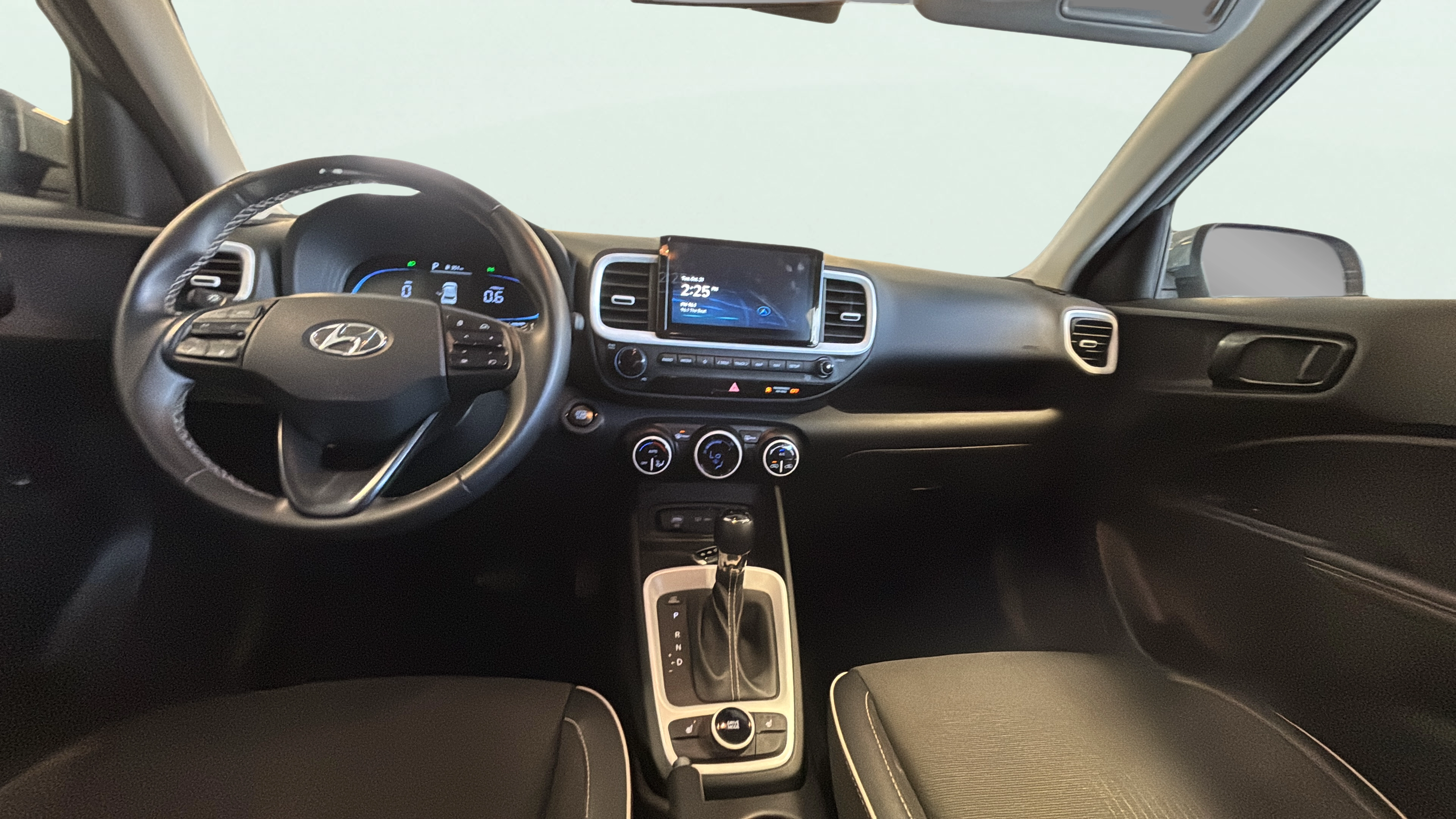 Vehicle interior 360 preview