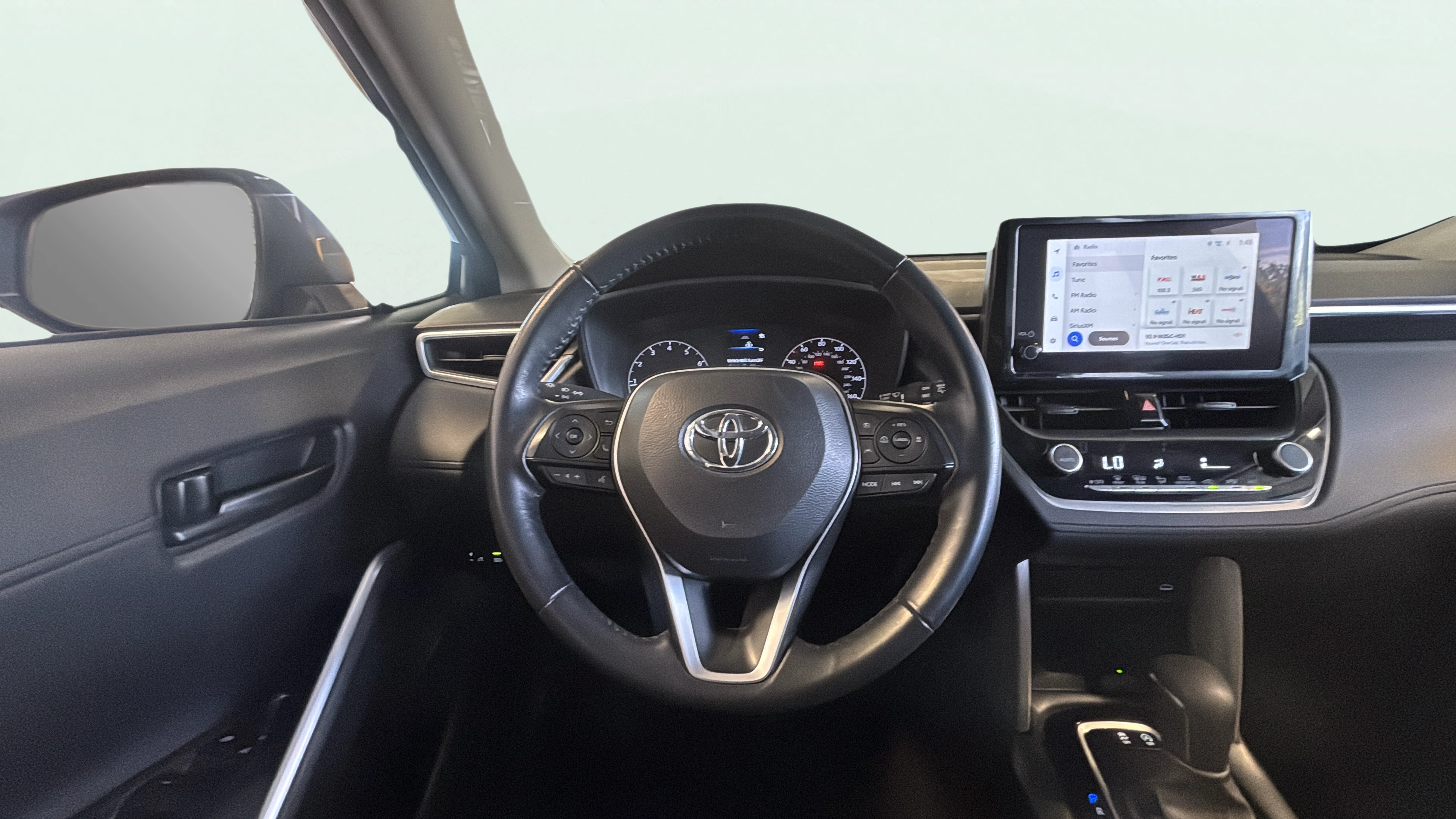 Vehicle interior 360 preview