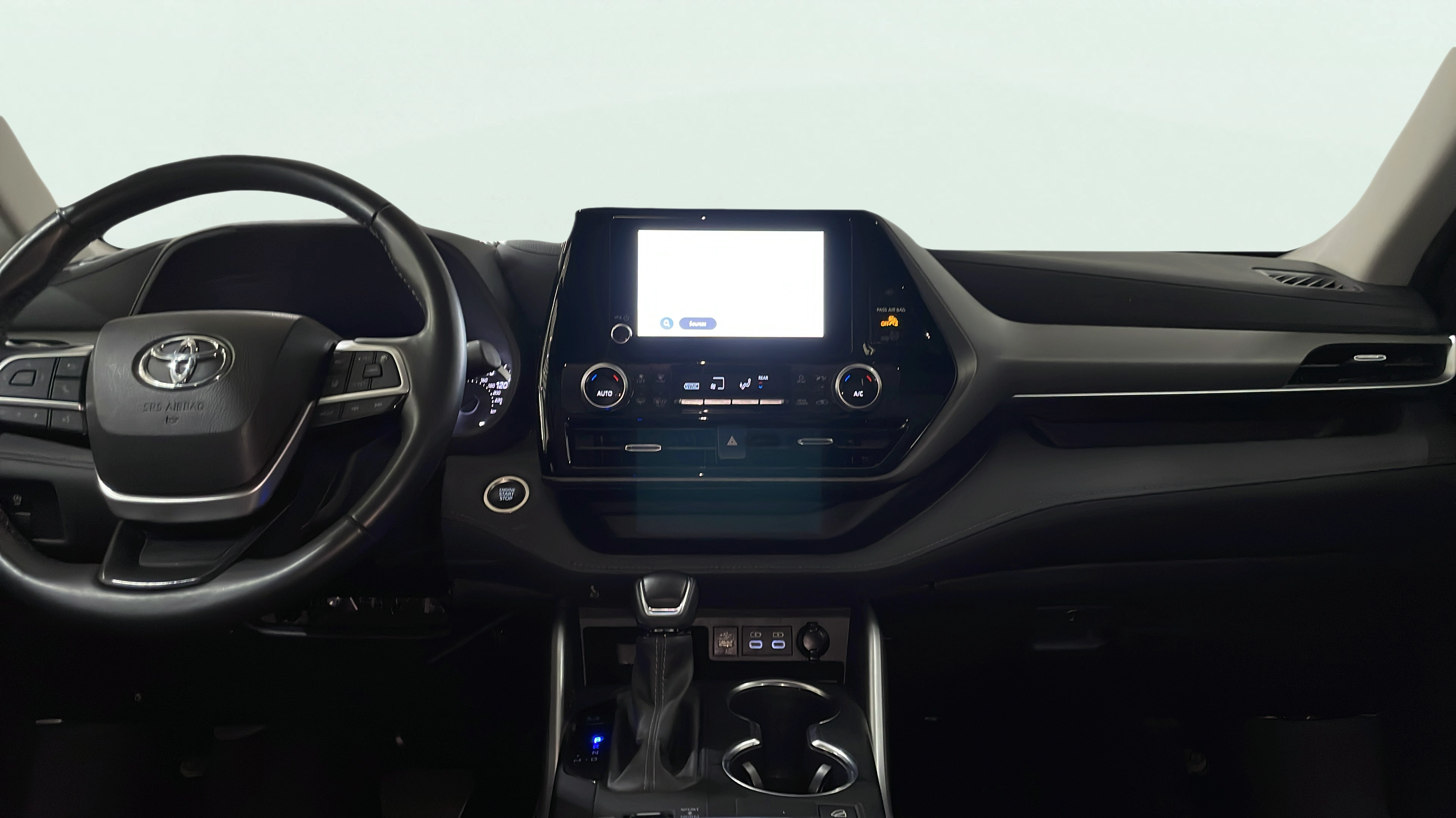 Vehicle interior 360 preview