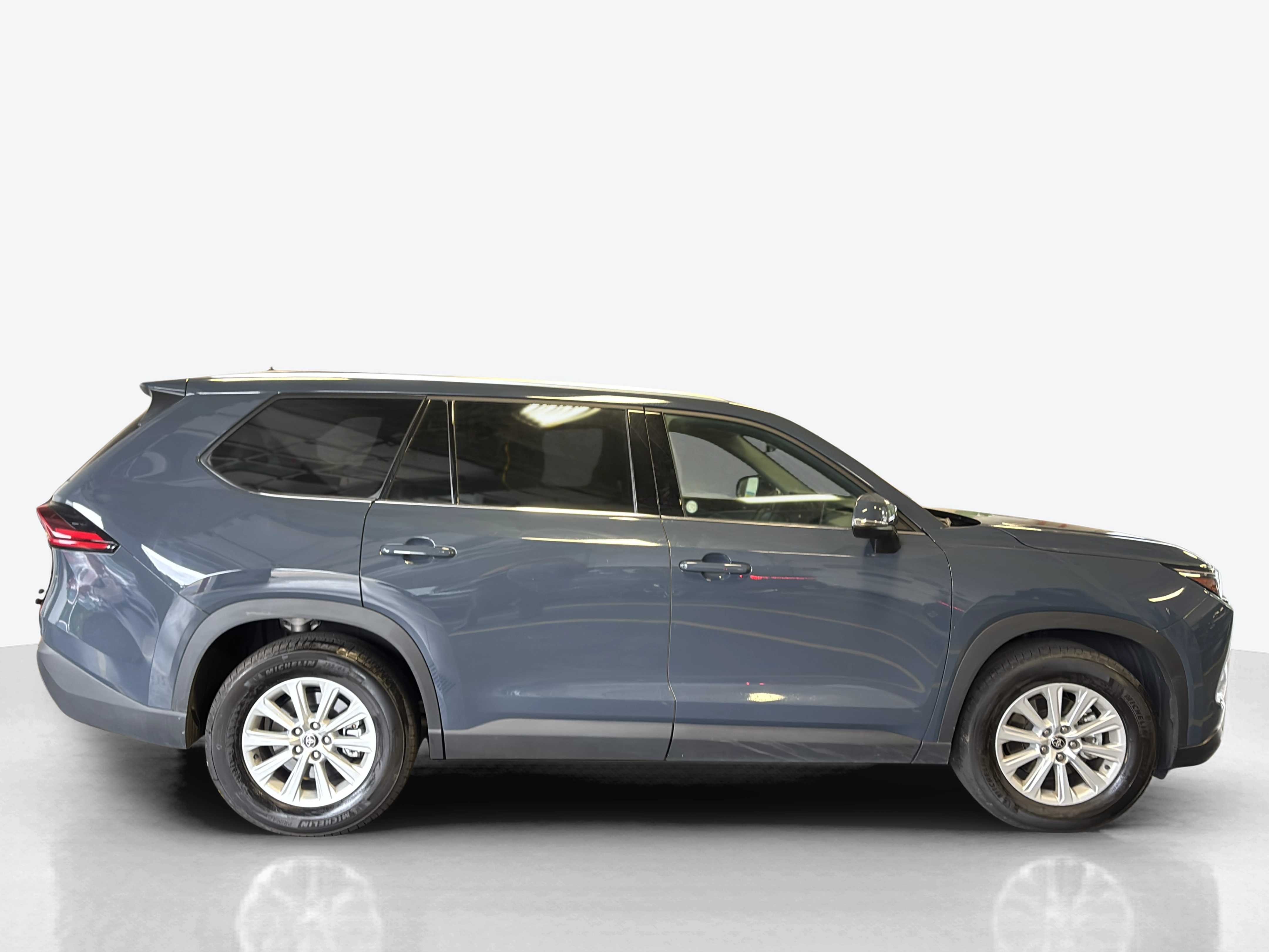 Vehicle exterior side