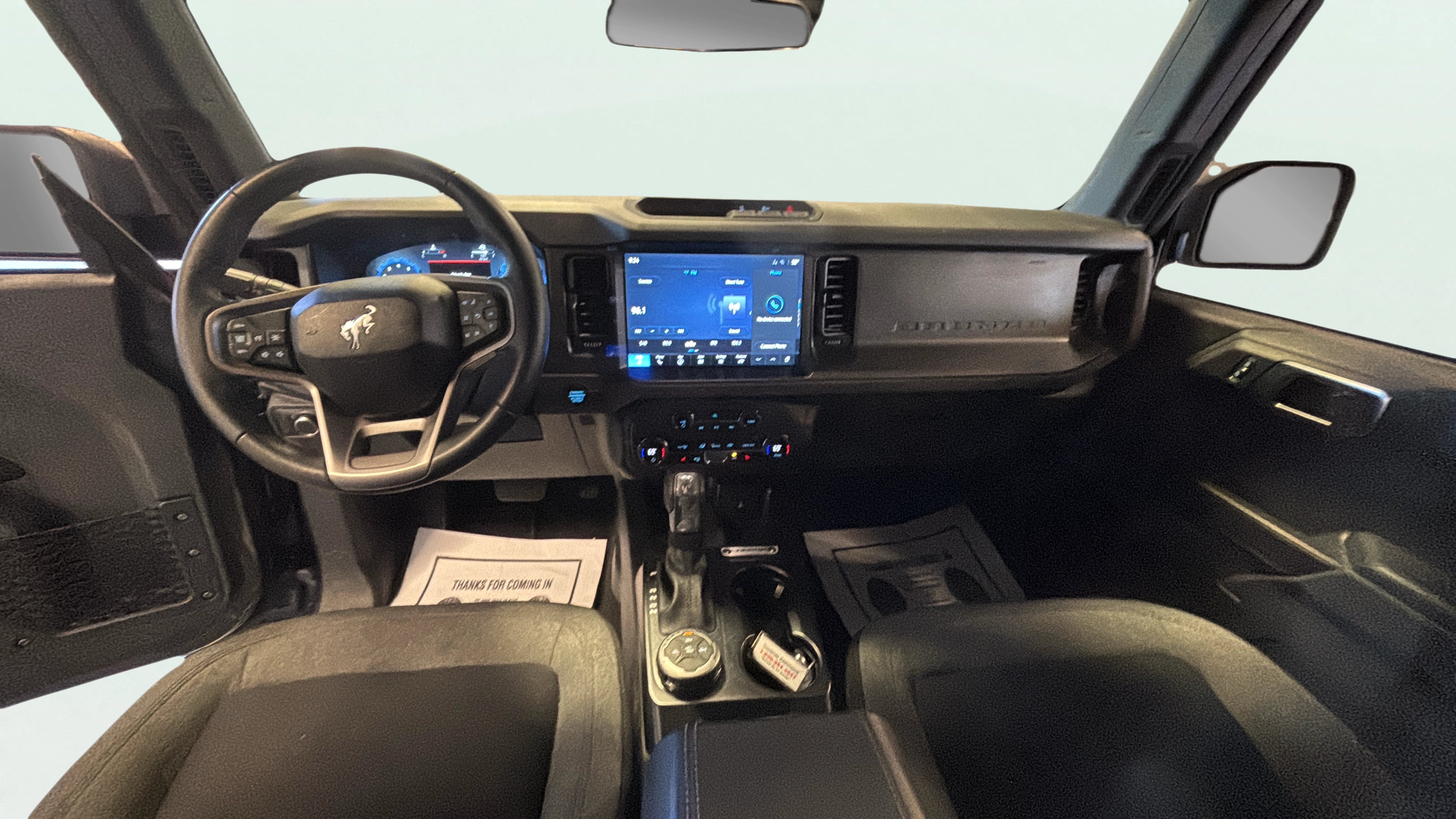Vehicle interior 360 preview