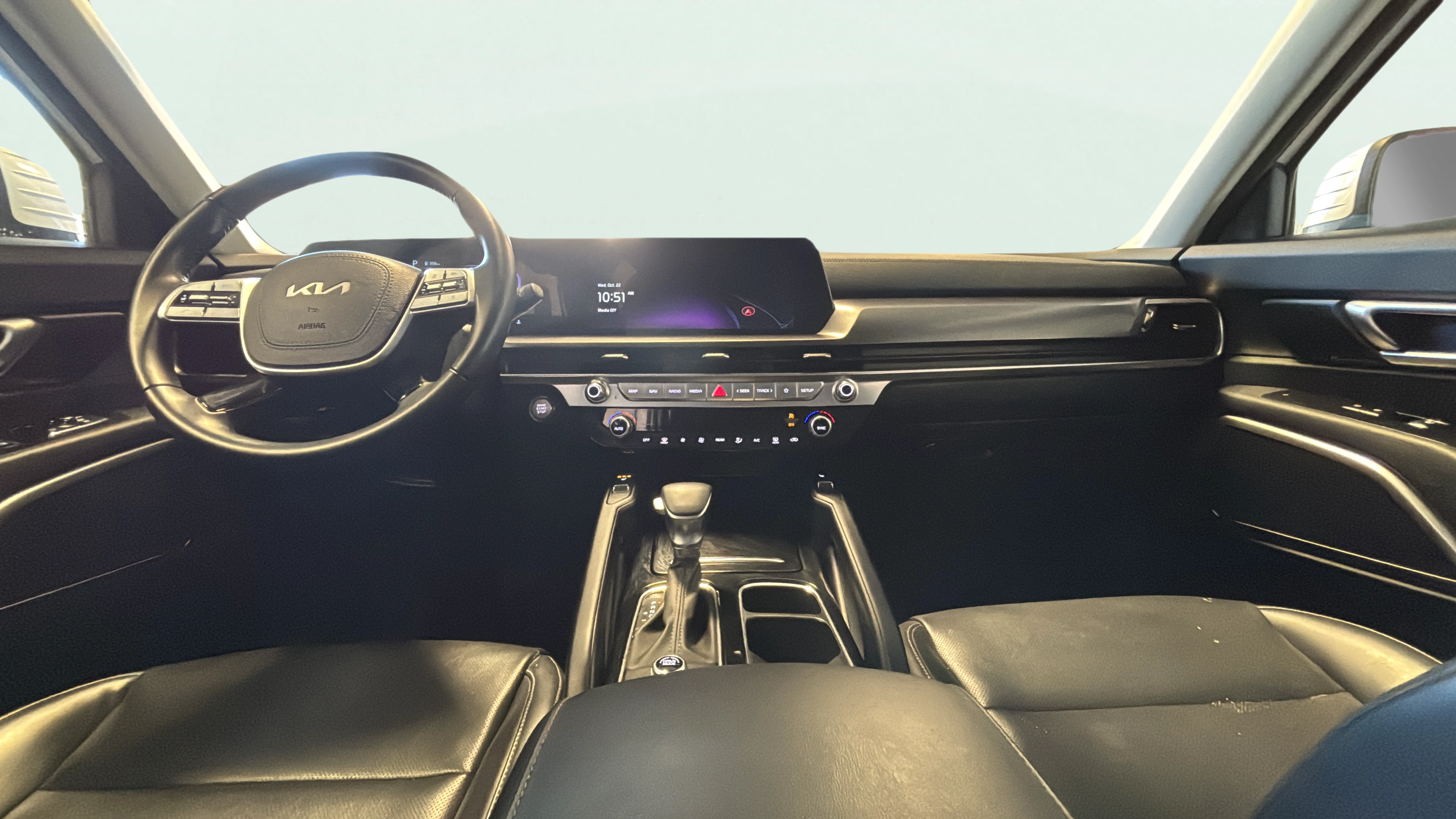 Vehicle interior 360 preview