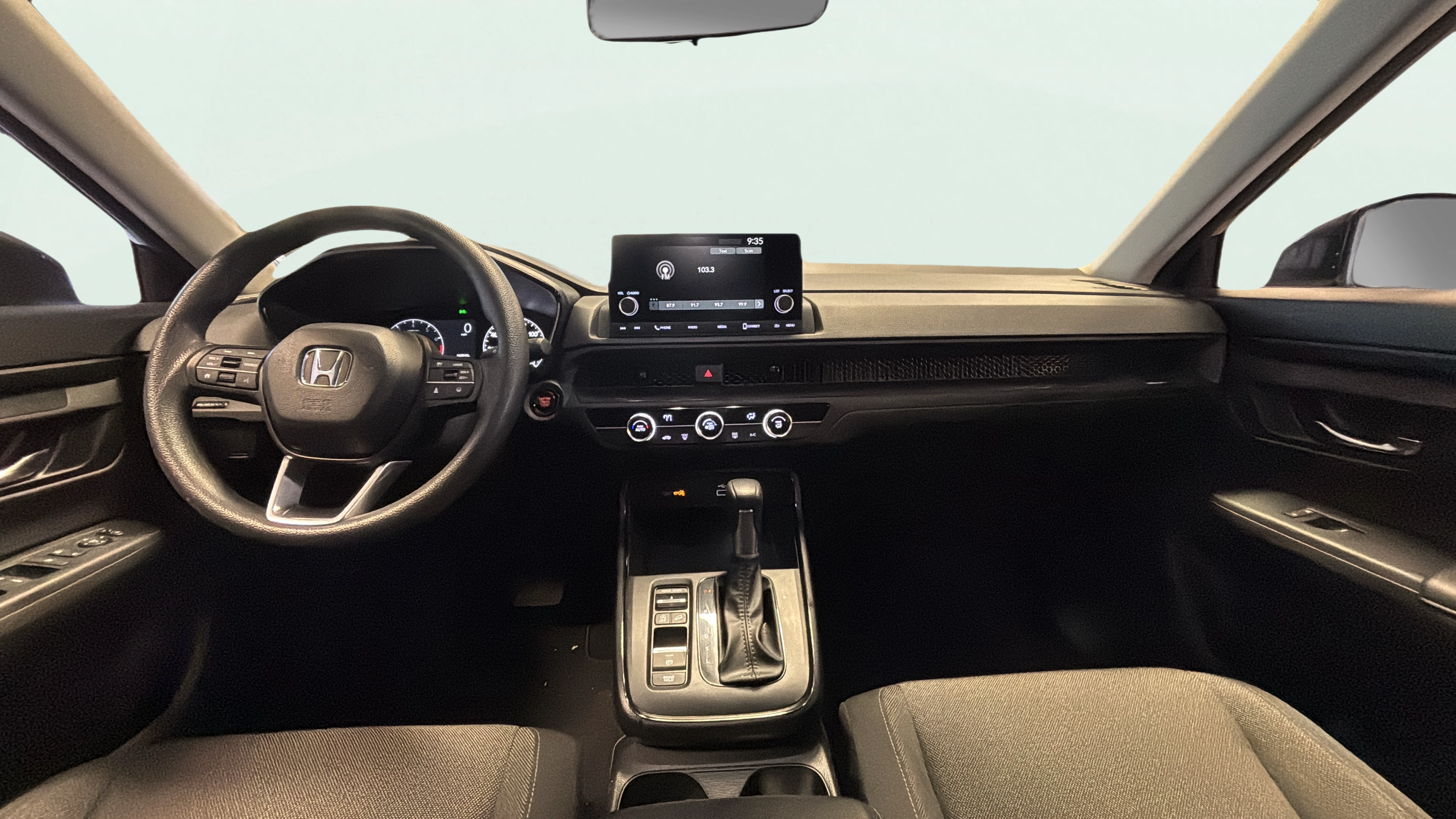 Vehicle interior 360 preview