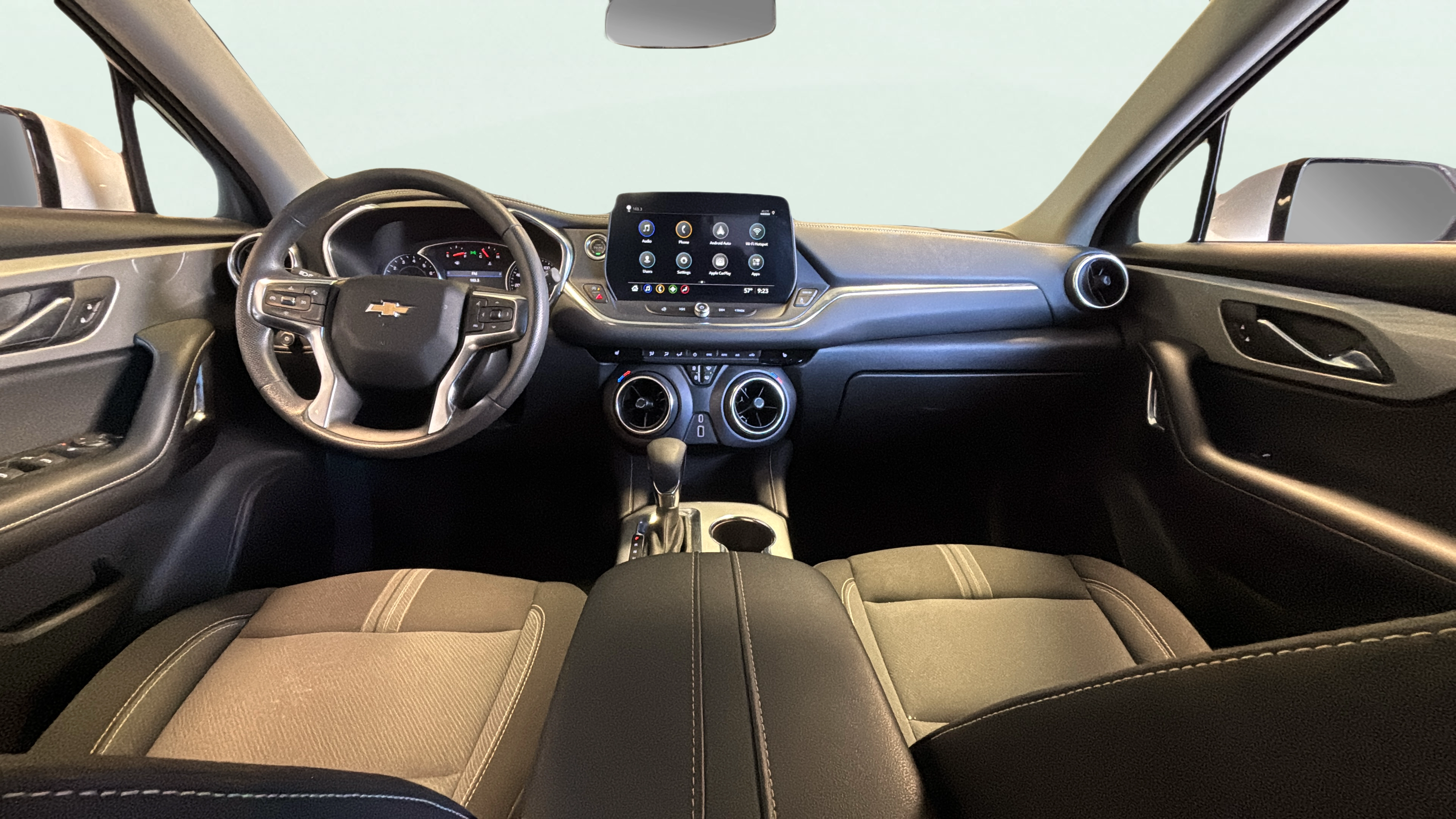 Vehicle interior 360 preview