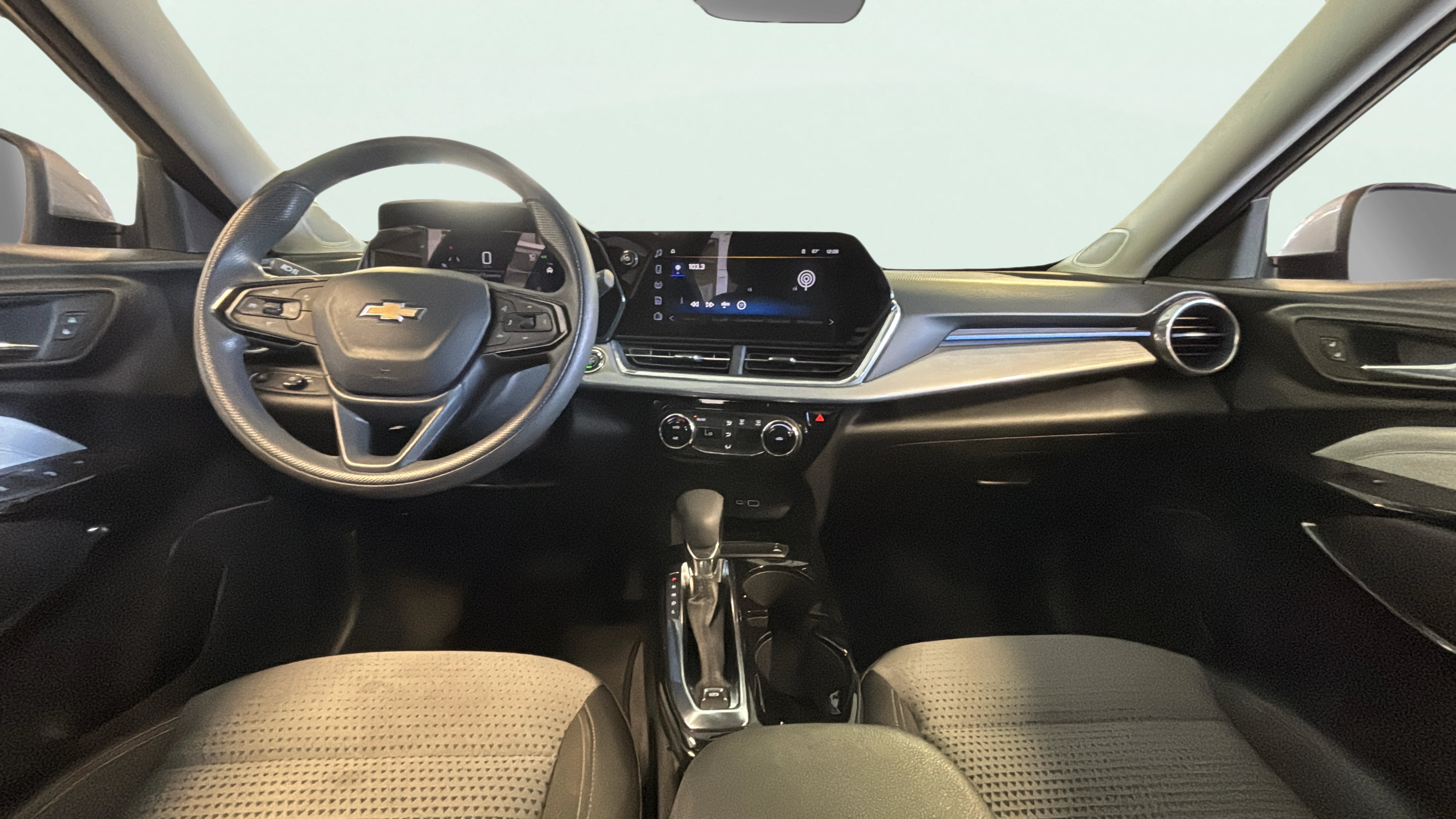 Vehicle interior 360 preview