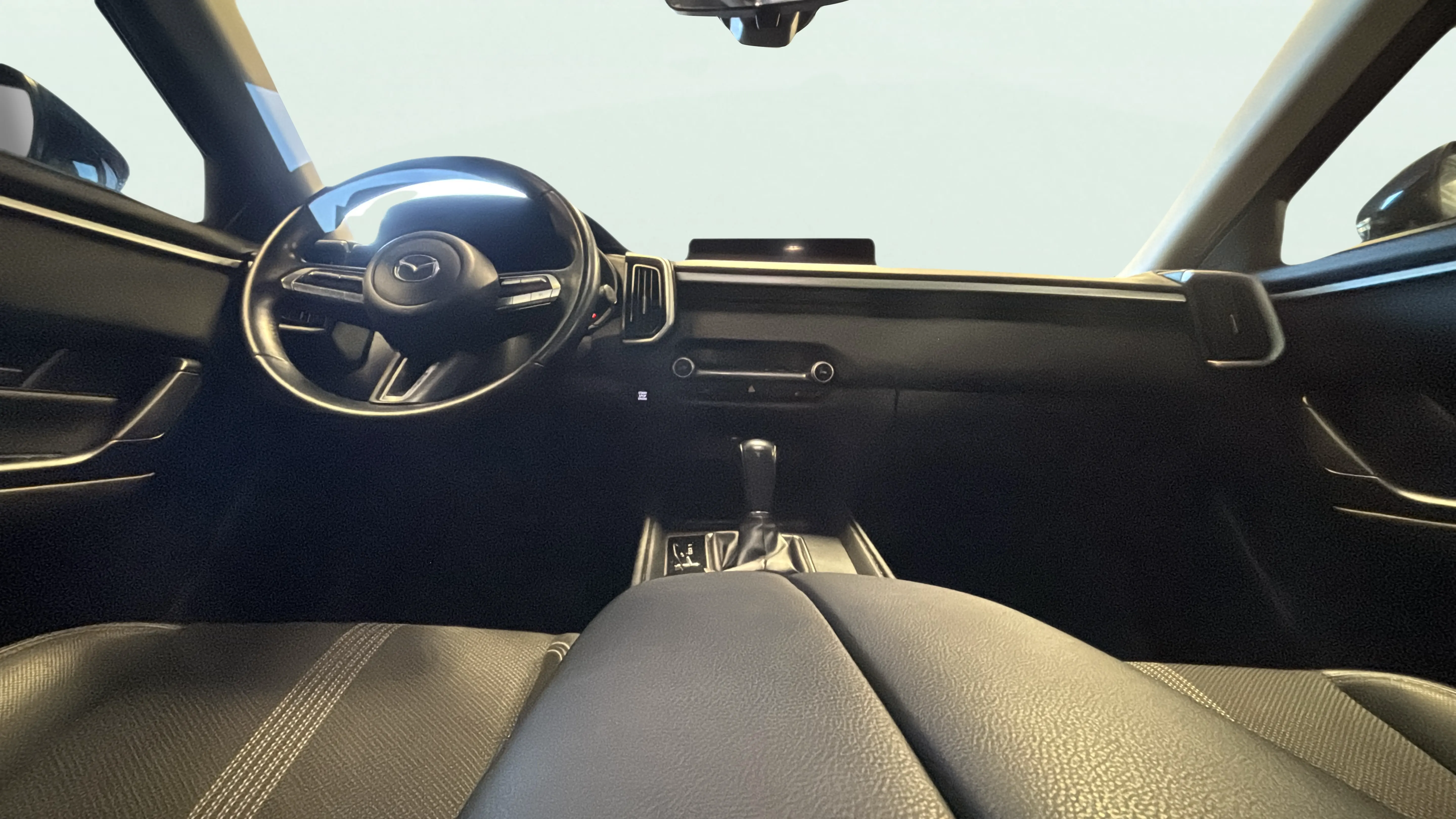 Vehicle interior 360 preview