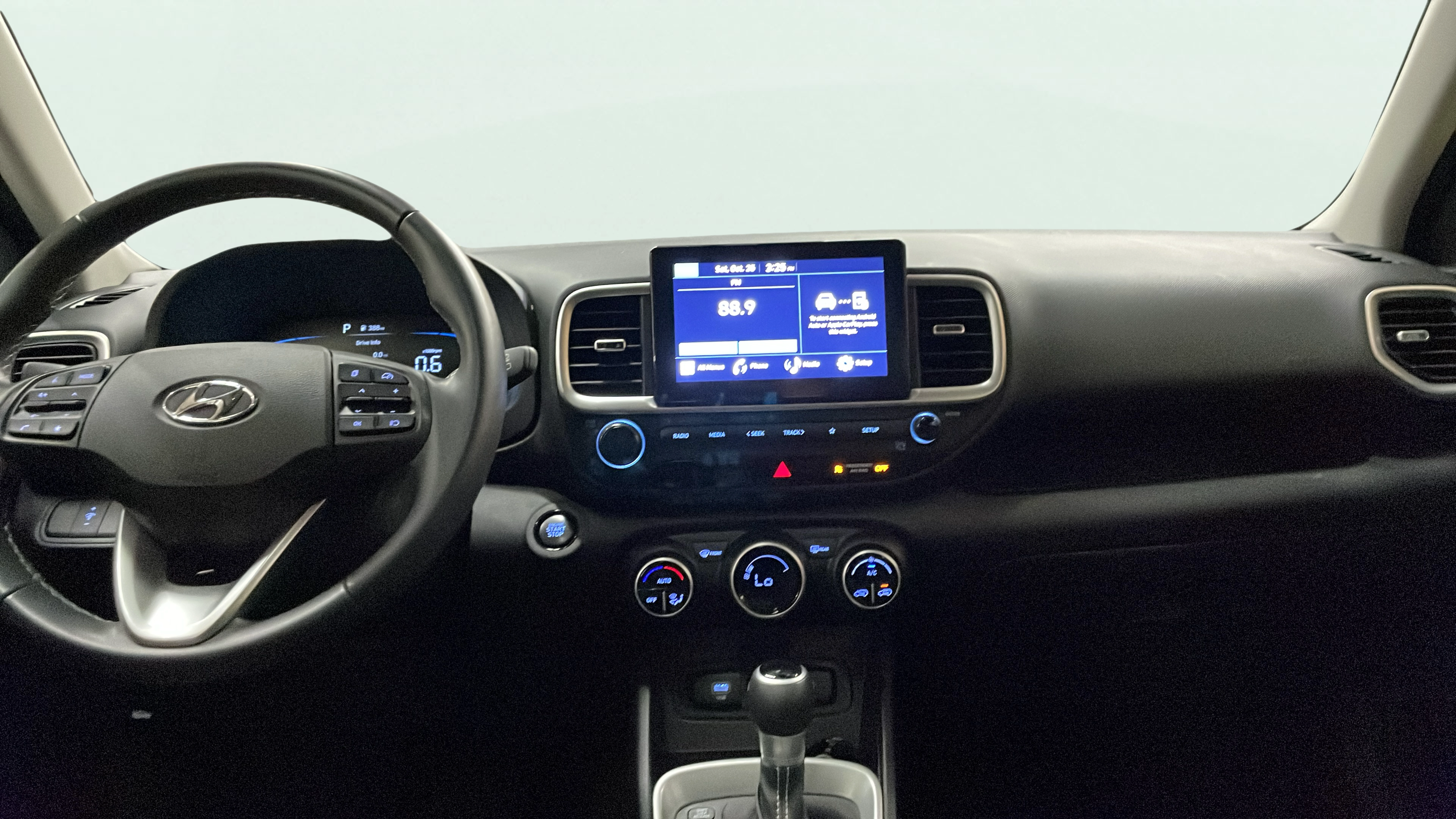 Vehicle interior 360 preview