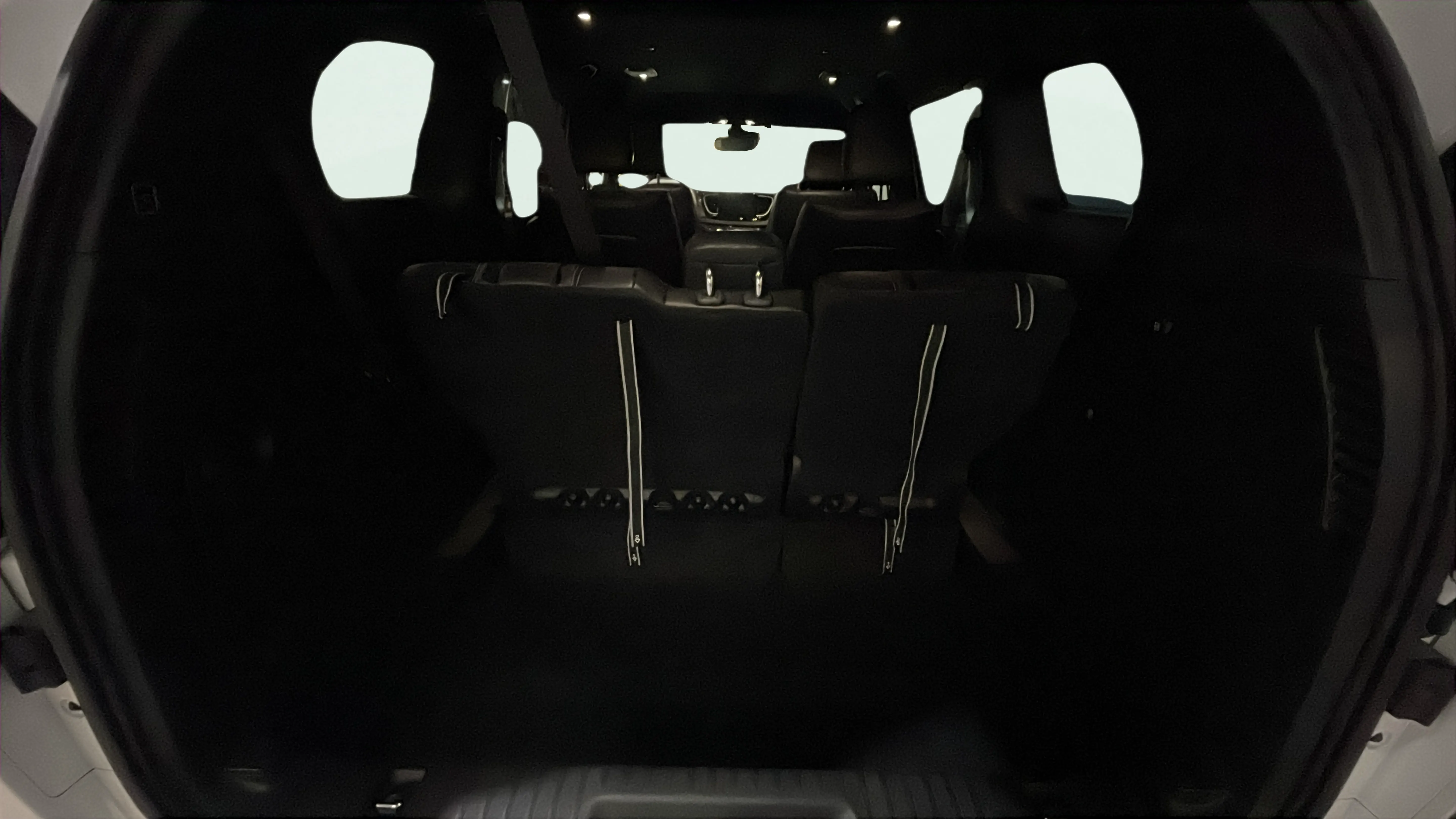Vehicle interior 360 preview