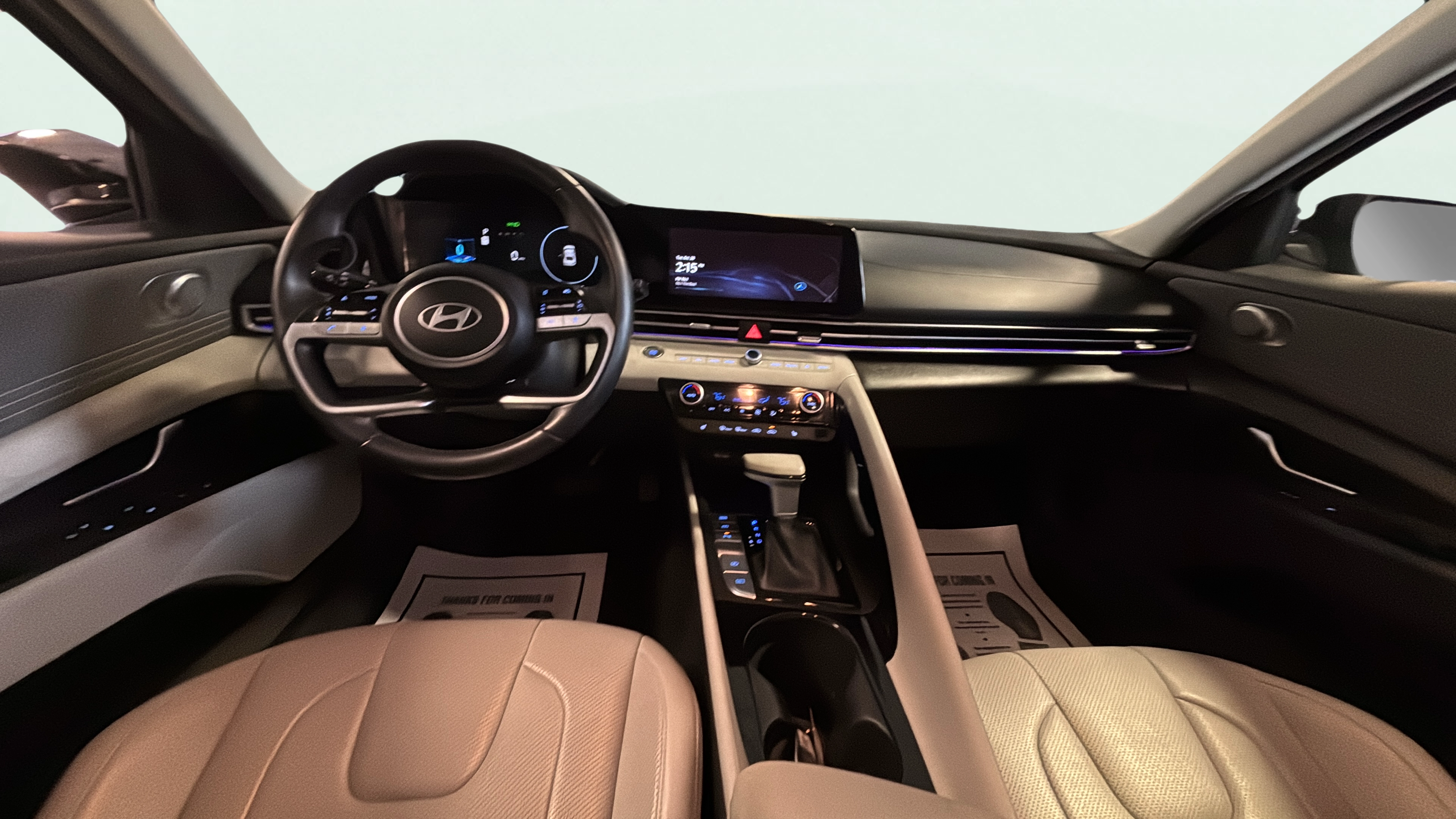 Vehicle interior 360 preview