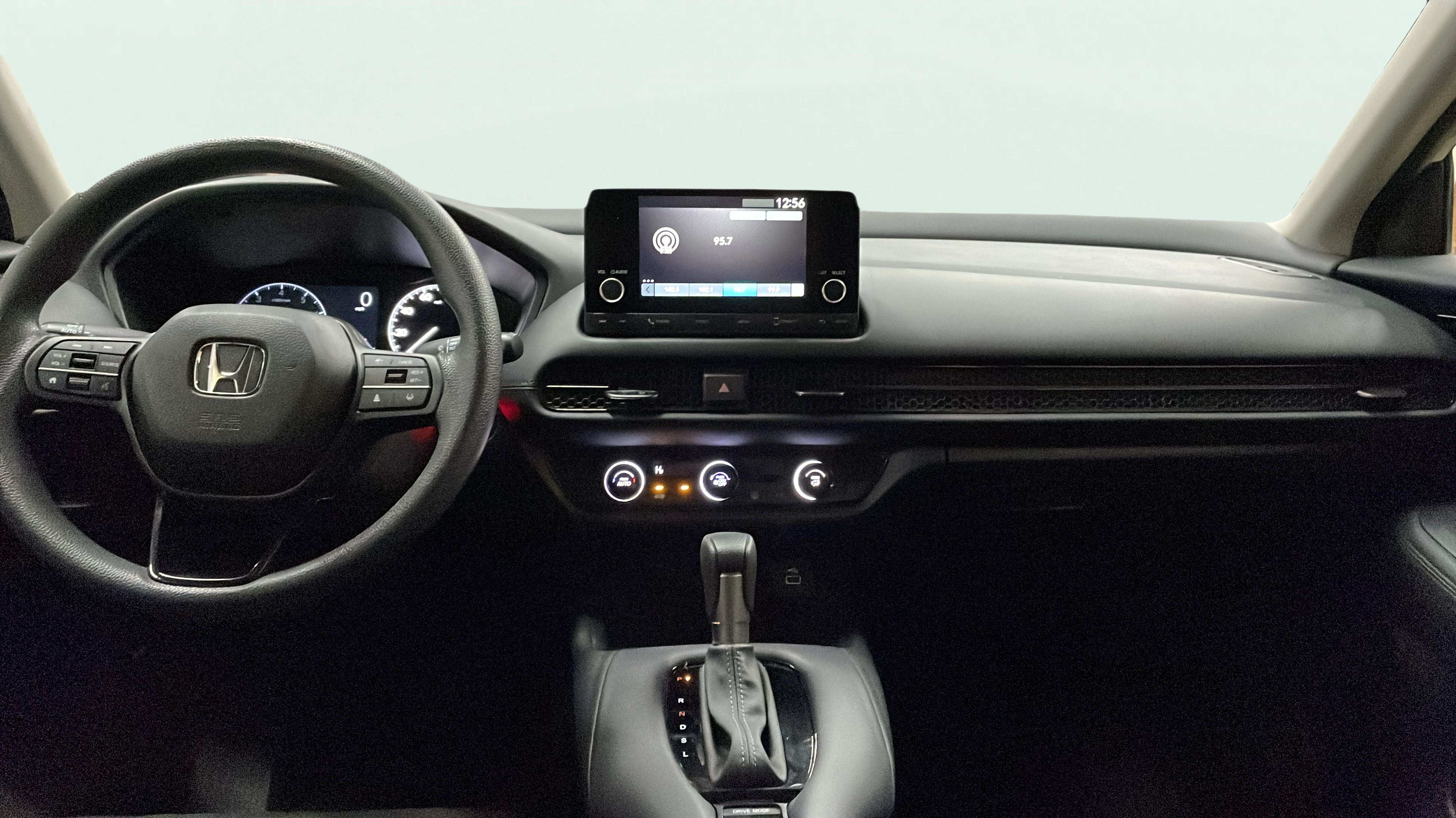 Vehicle interior 360 preview