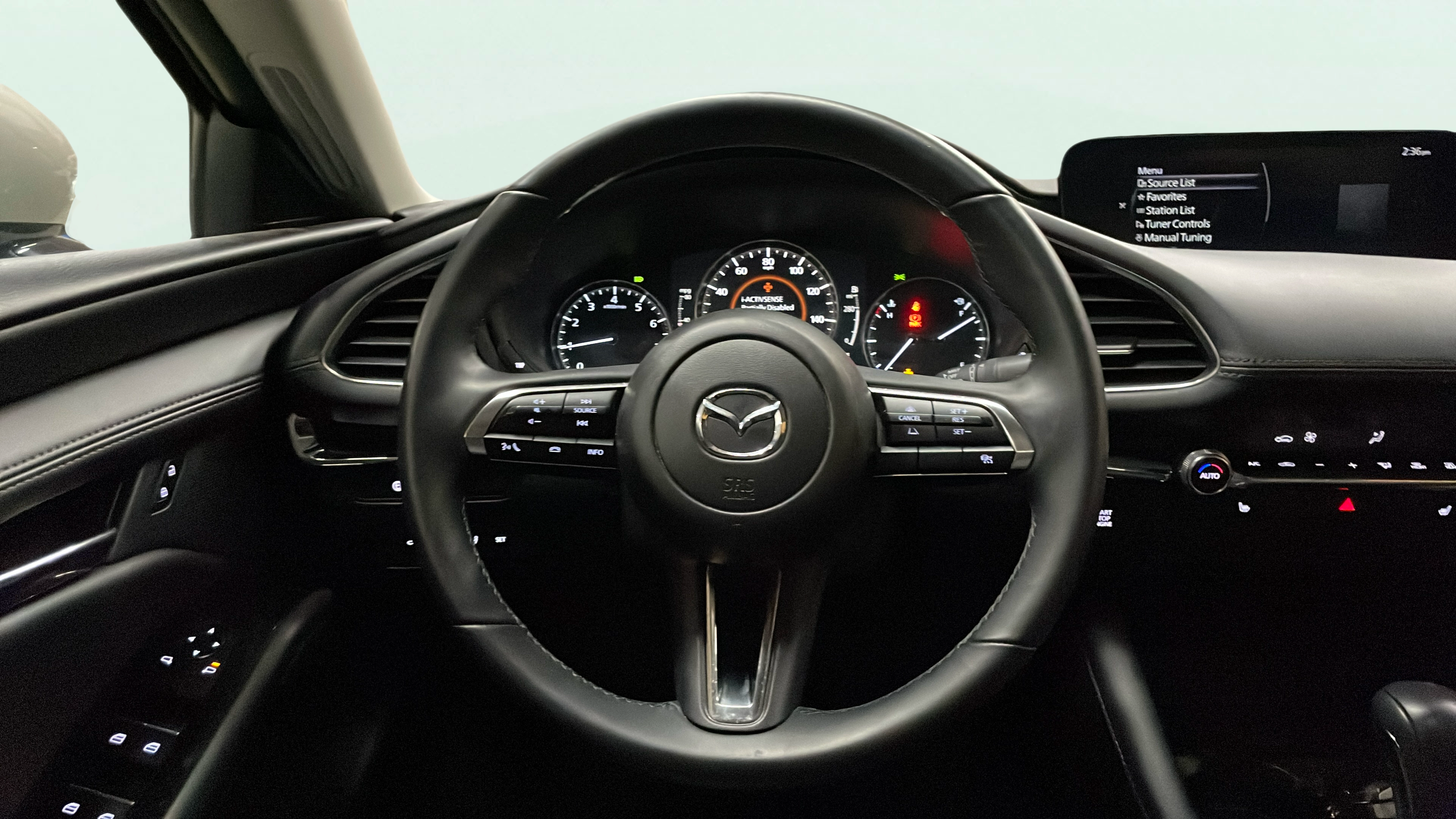 Vehicle interior 360 preview