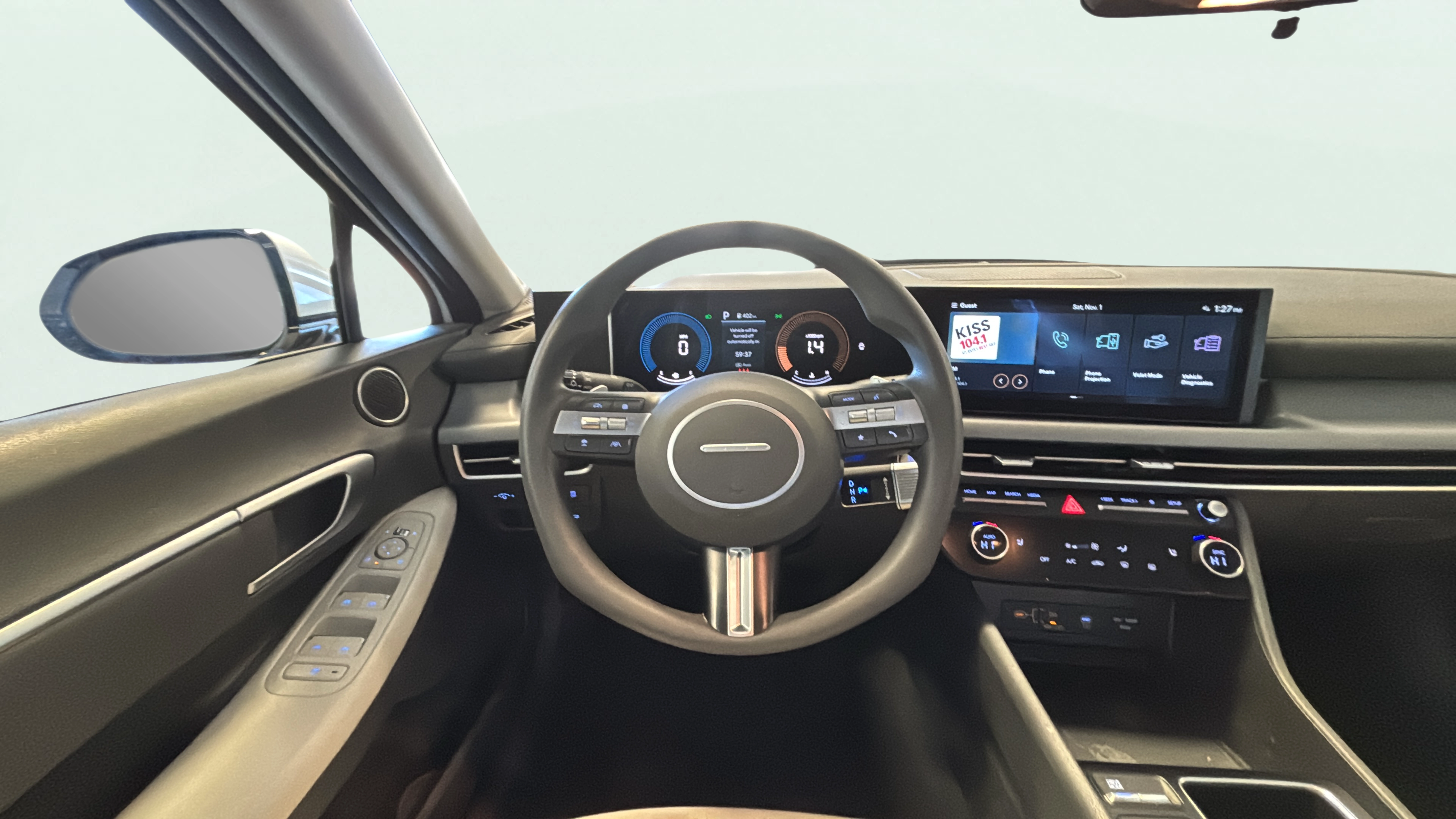 Vehicle interior 360 preview