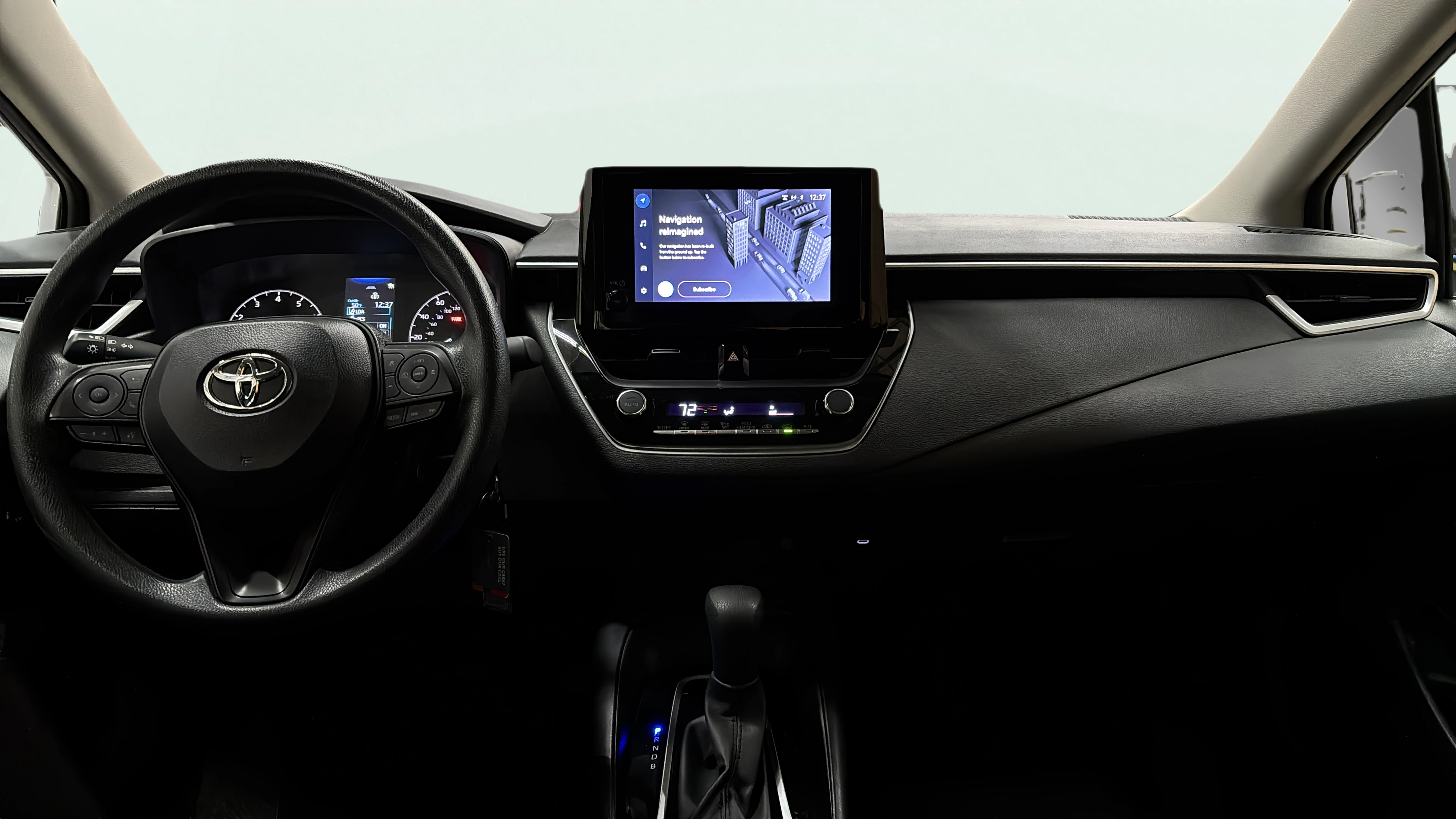 Vehicle interior 360 preview